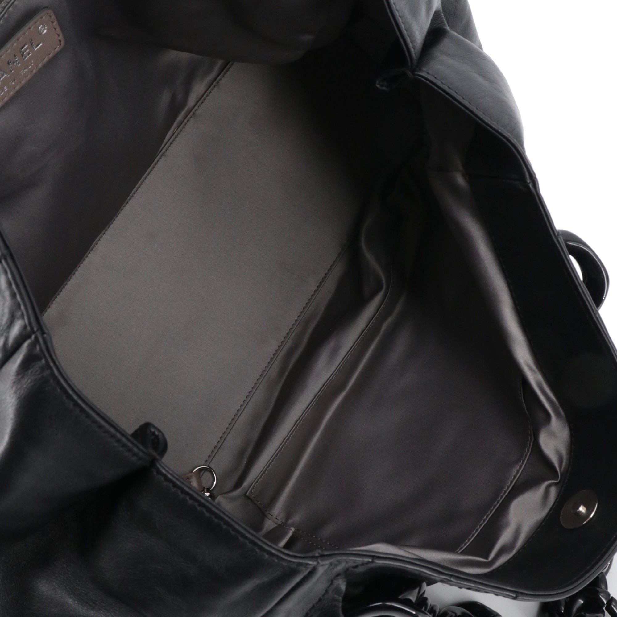 CHANEL - Chanel Rhodoid shoulder bag in black leather
