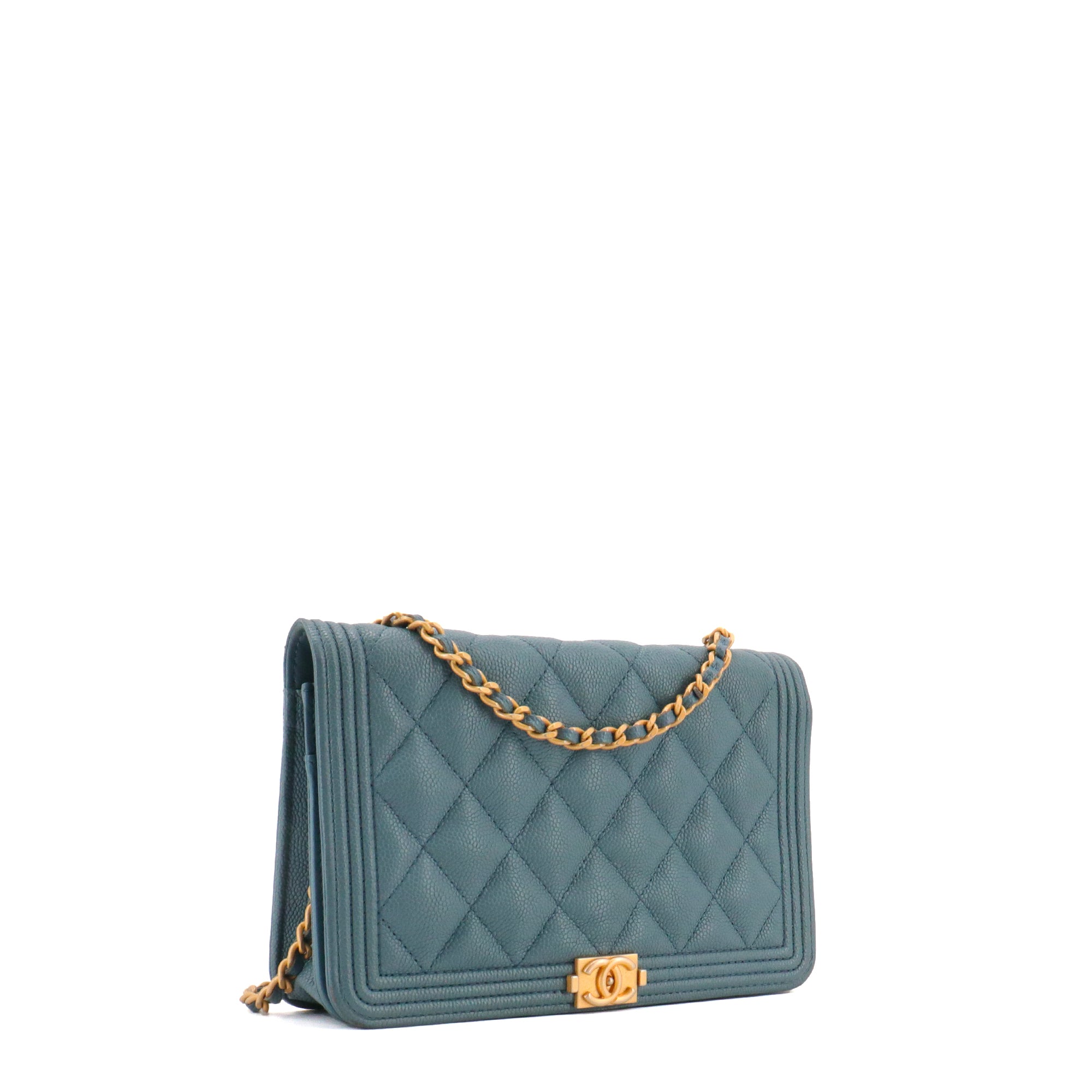 CHANEL - Sac à bandoulière Wallet On Chain Boy Chanel en cuir caviar bleu