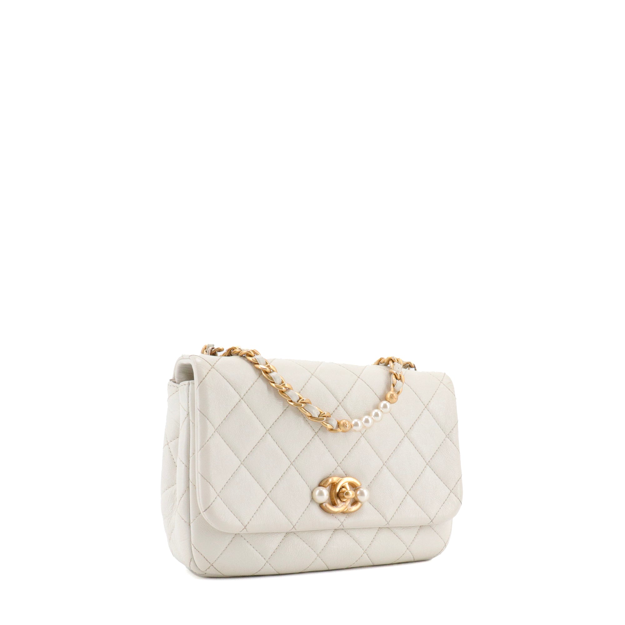 CHANEL - Chanel Pearl Side Flap shoulder bag in white glazed leather, limited edition