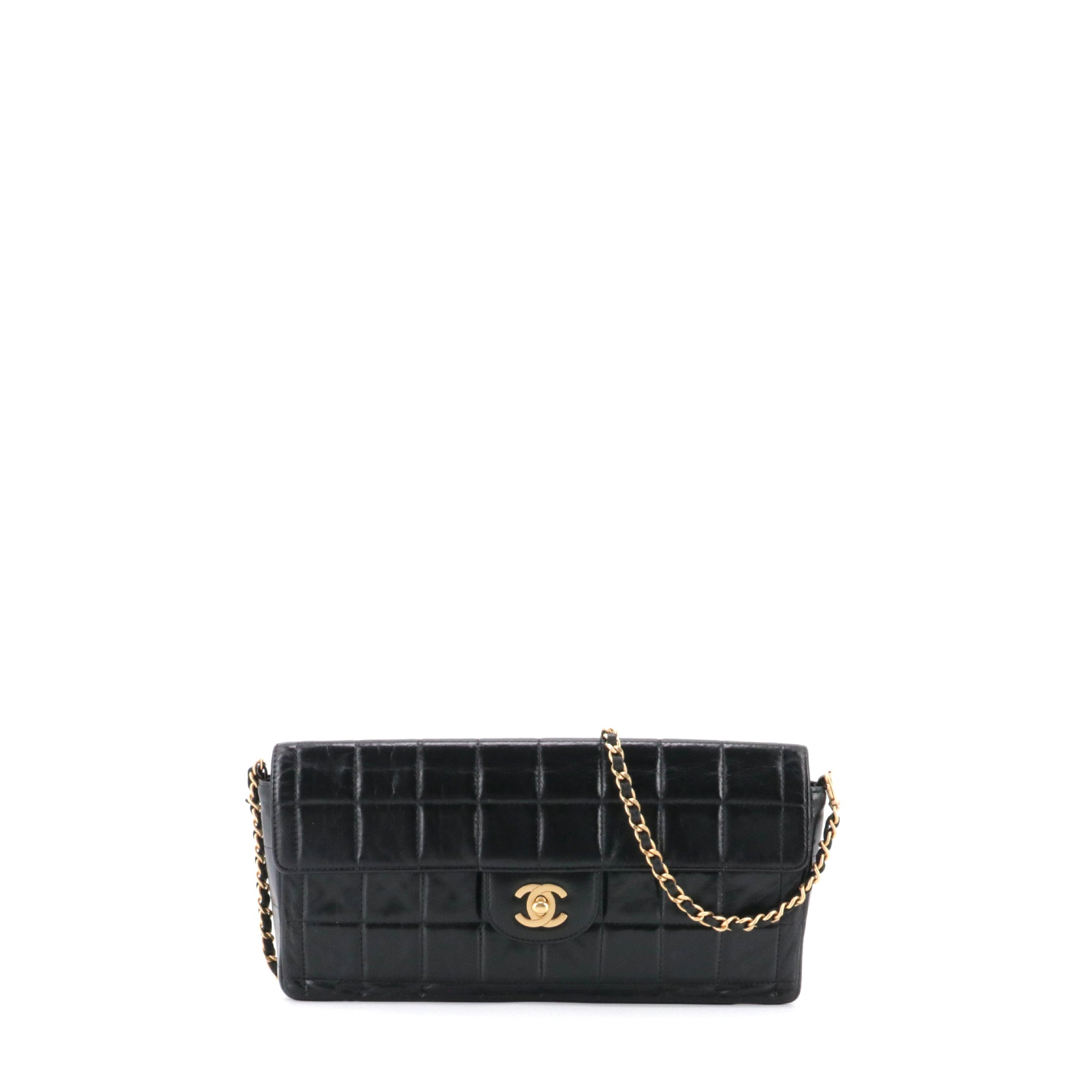 CHANEL - Vintage Chanel Caméra shoulder bag in cream white leather