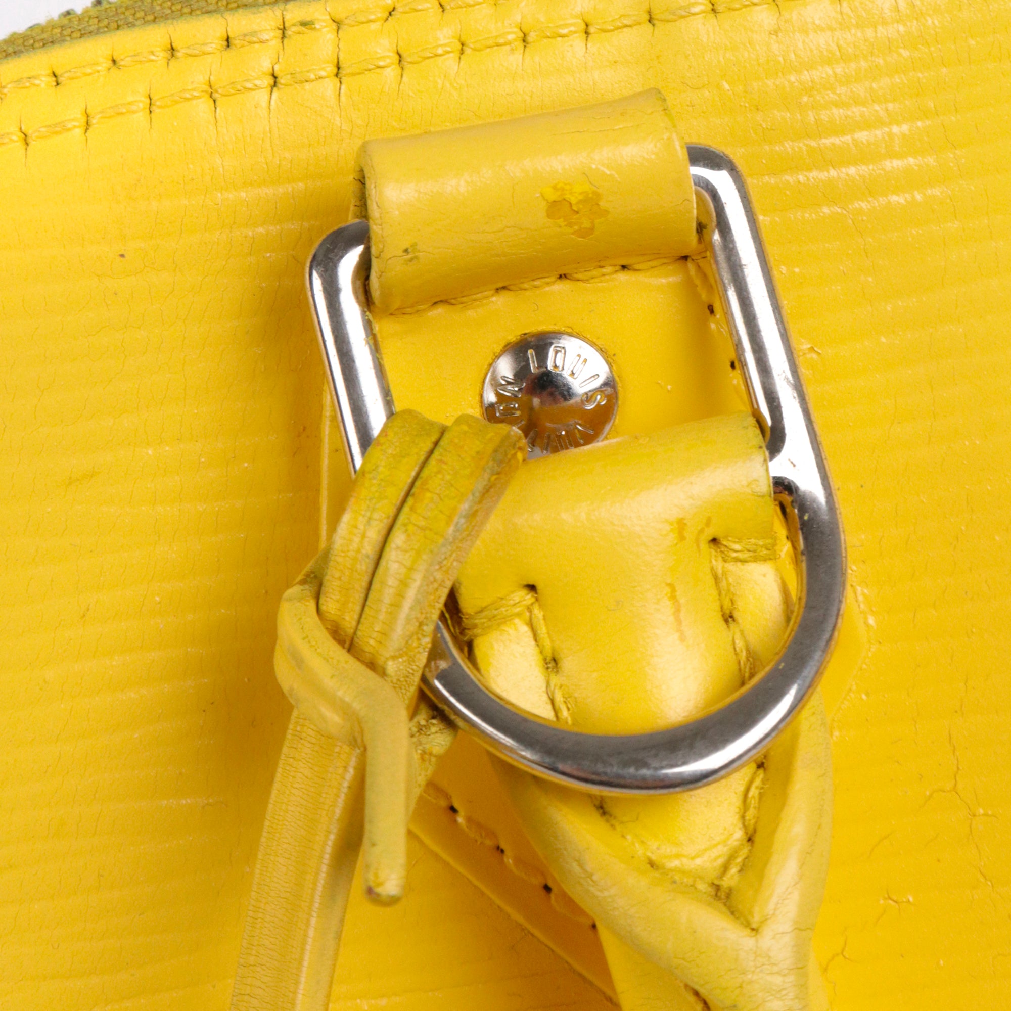 LOUIS VUITTON - Sac à main Alma PM Louis Vuitton en cuir épi jaune