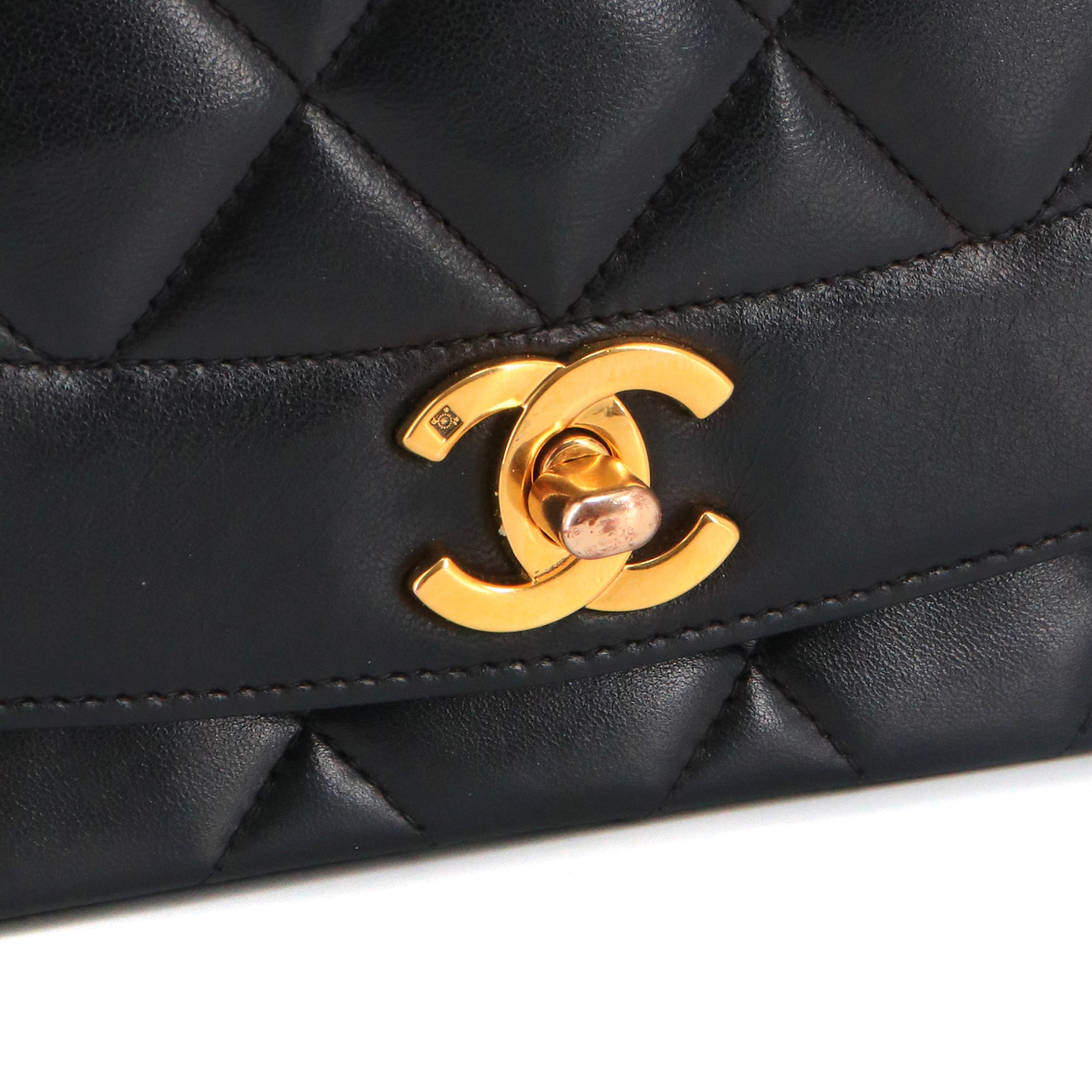 GUCCI - GG Marmont Small Size shoulder bag in black leather