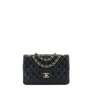 CHANEL - Classic/Timeless 23 Chanel double flap handbag in black quilted leather