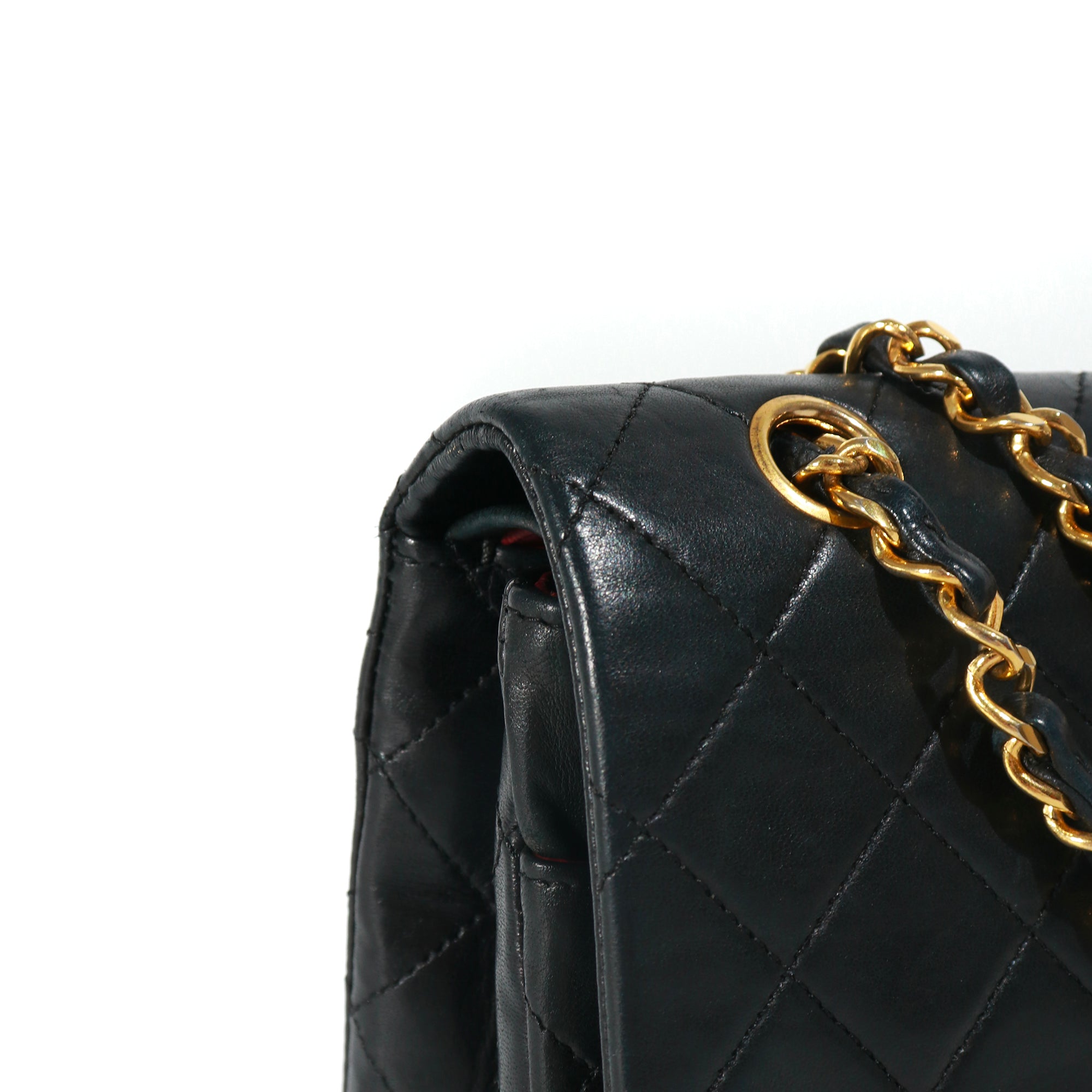 CHANEL - Timeless 25 double flap handbag in vintage black quilted leather