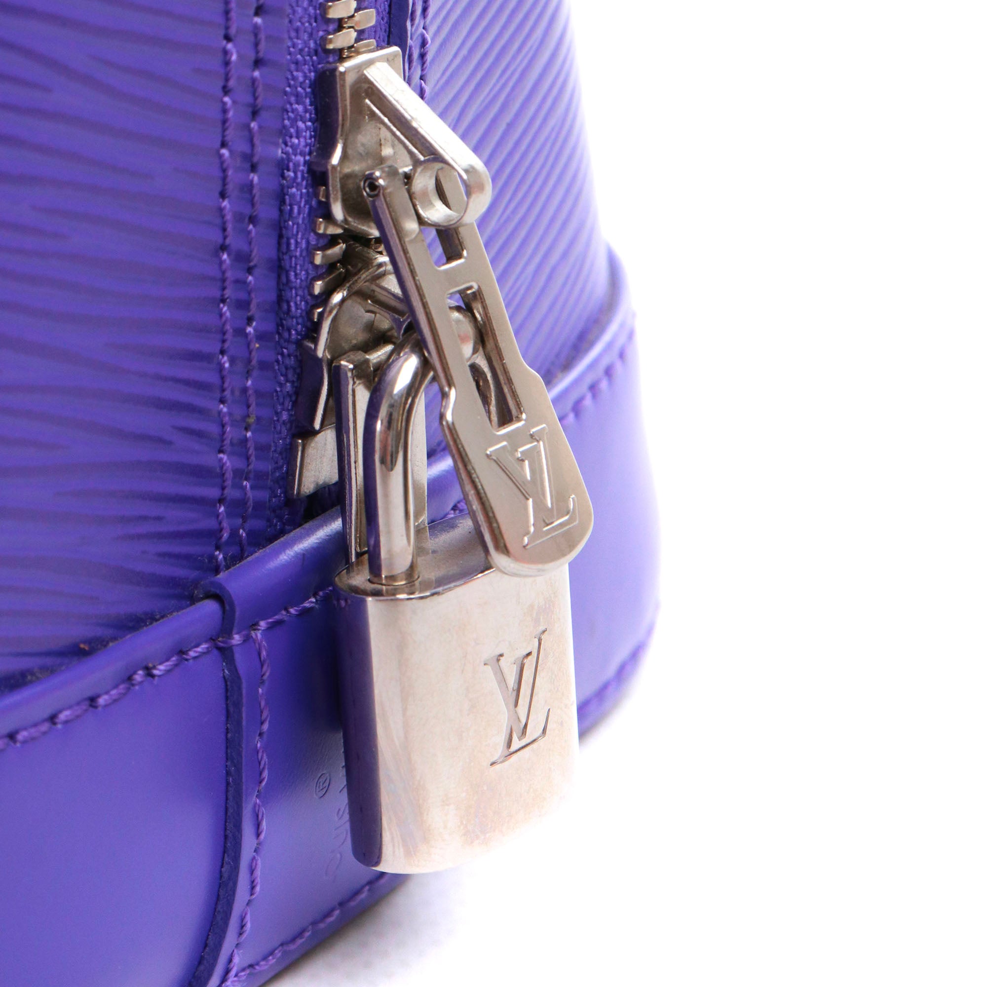 LOUIS VUITTON - Sac à main Alma Louis Vuitton en cuir épi violet édition limitée