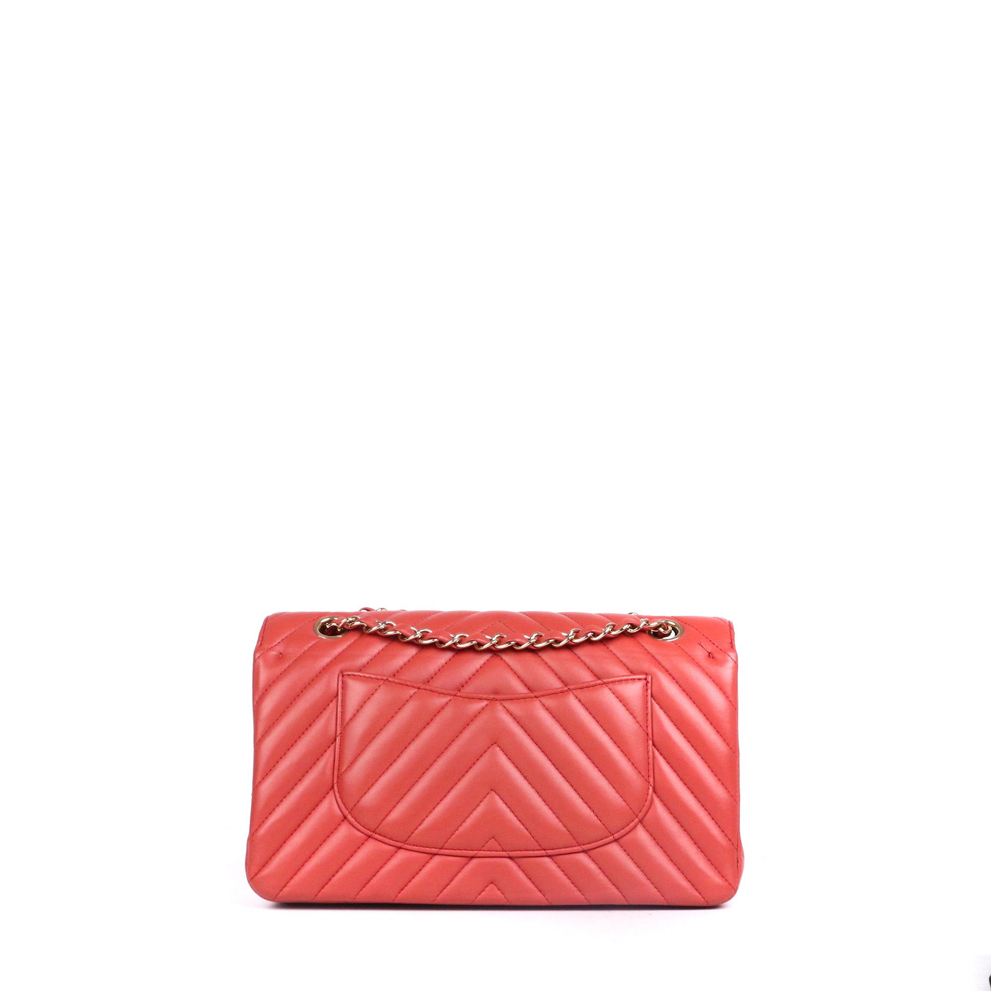 CHANEL - Sac à main Timeless/Classique medium double flap Chanel en cuir lisse chevron rose