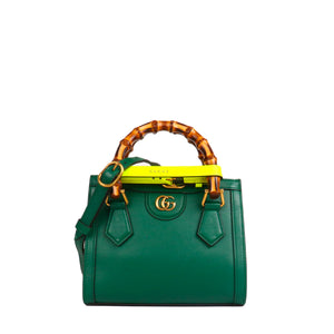 GUCCI - GG Marmont Small Size shoulder bag in black leather