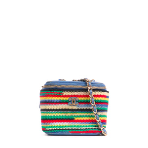 CHANEL - Vanity shoulder bag in pink leather
