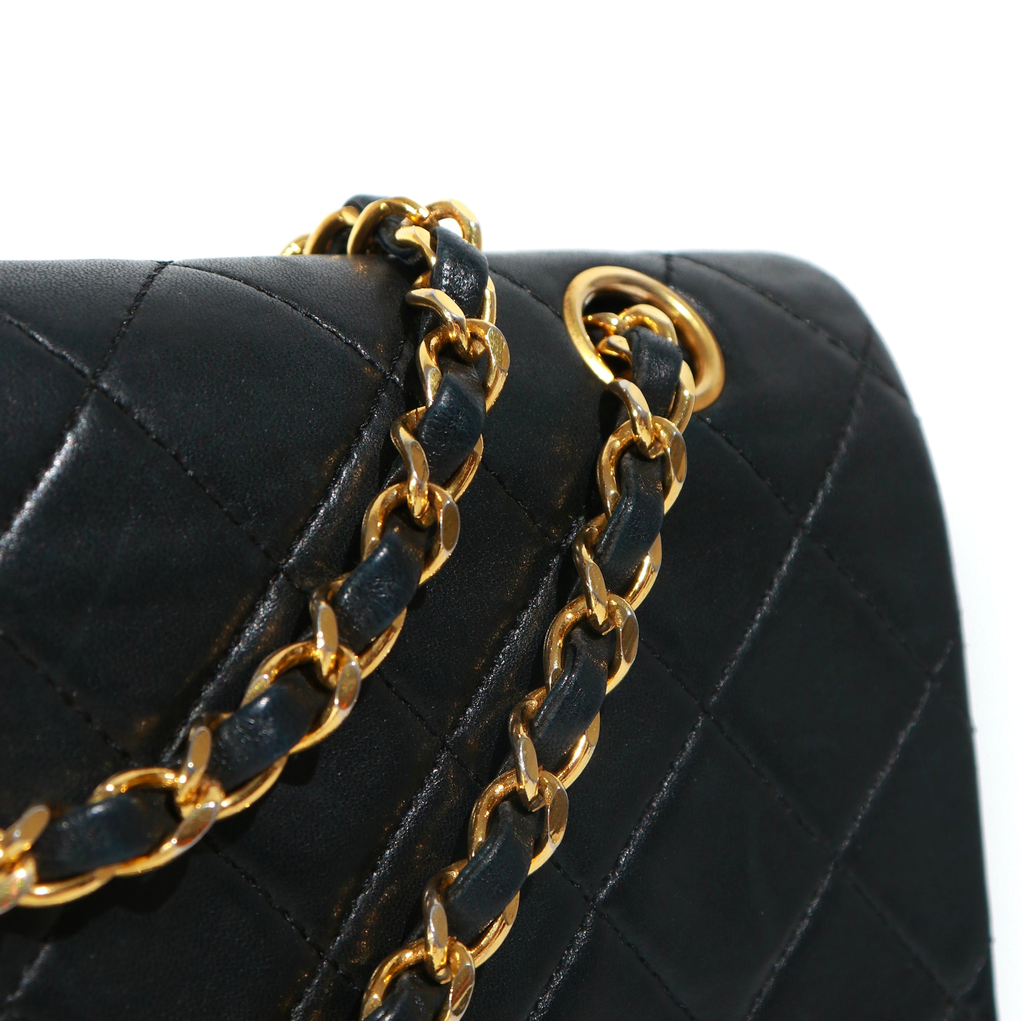 CHANEL - Timeless 25 double flap handbag in vintage black quilted leather