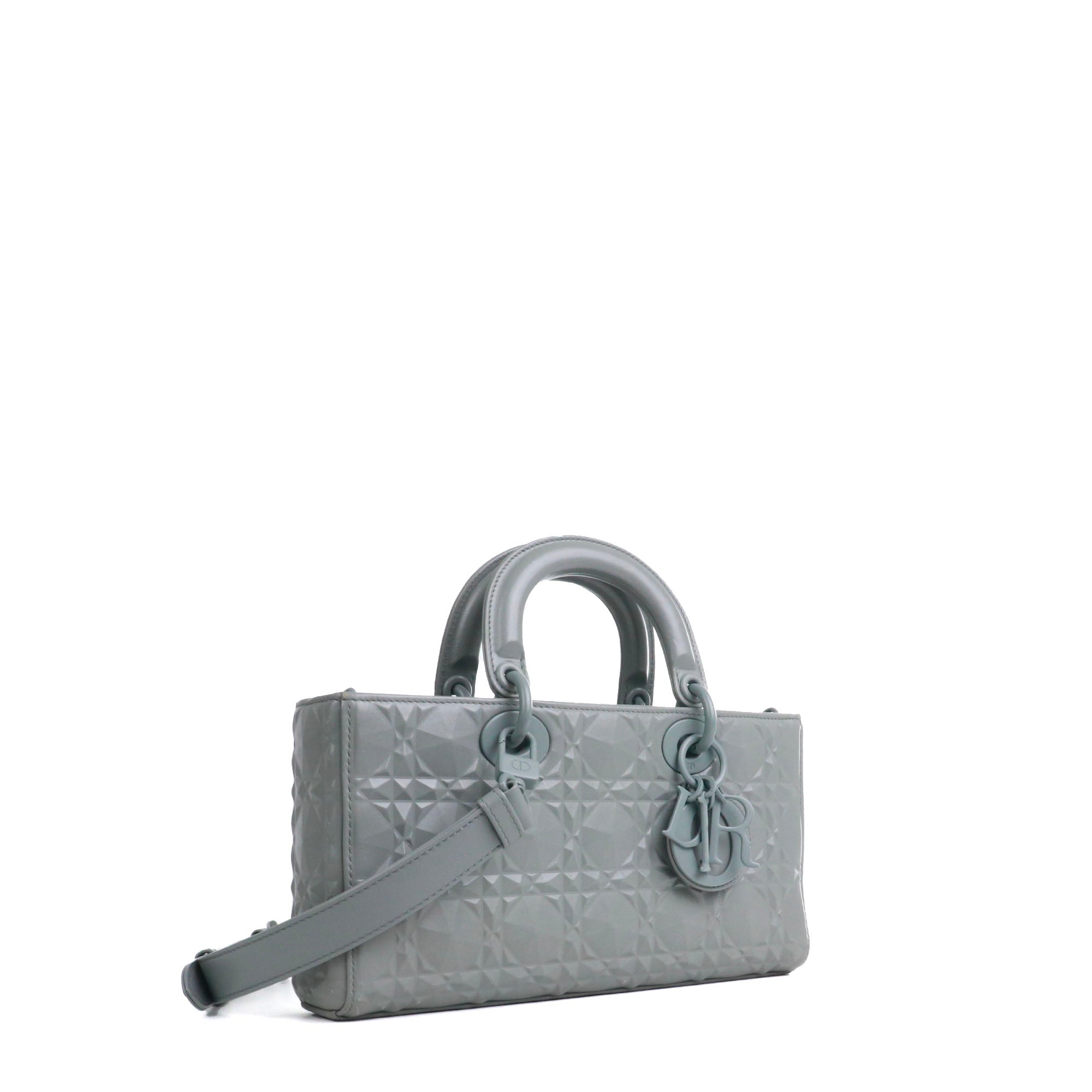 DIOR - Sac à bandoulière Lady D-Joy Dior en cuir cannage diamant gris