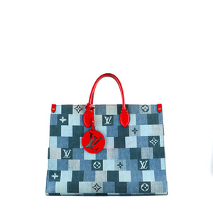 LOUIS VUITTON - Sac cabas OnTheGo GM en denim bleu et cuir rouge