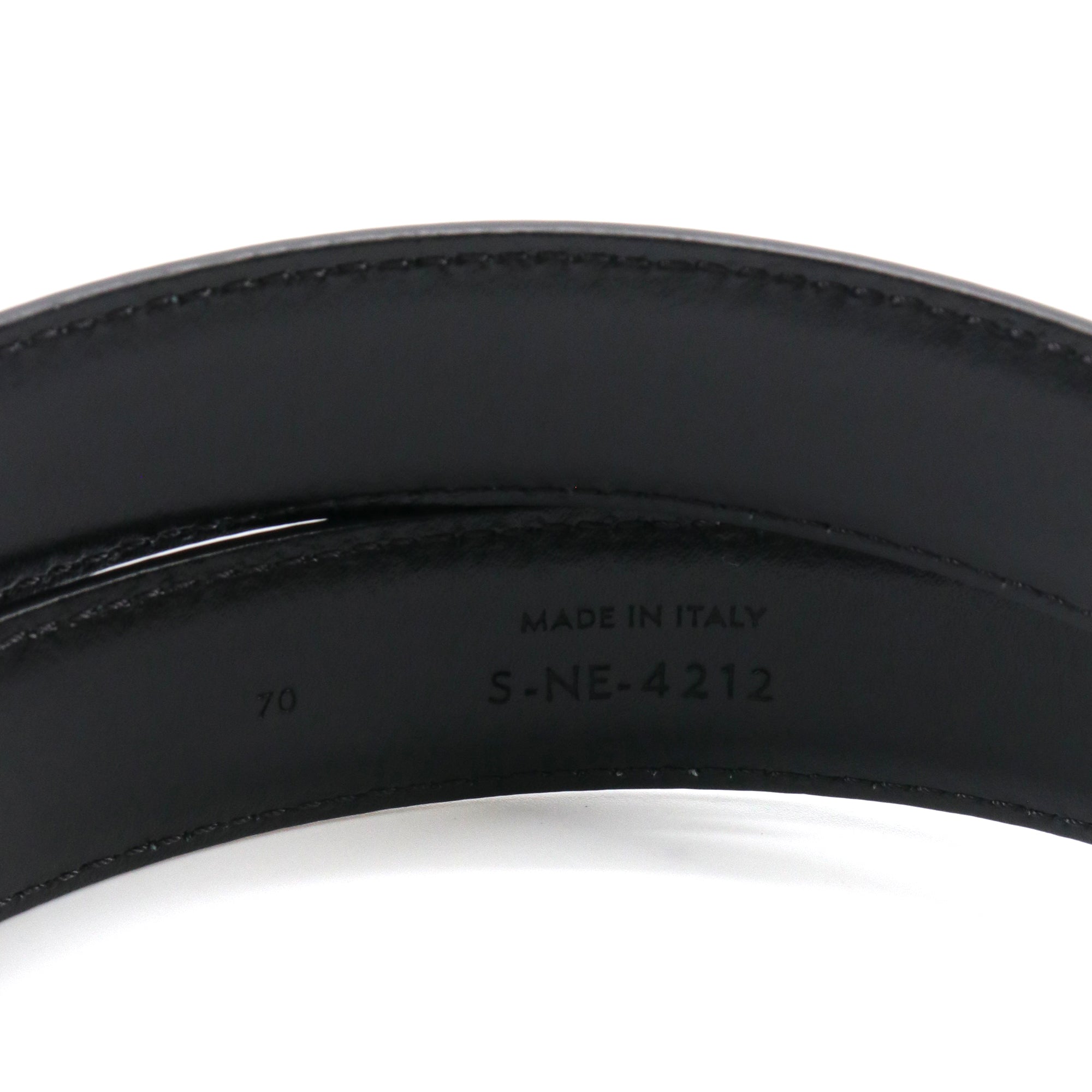CELINE - Ceinture Triomphe Celine en cuir noir (T70)