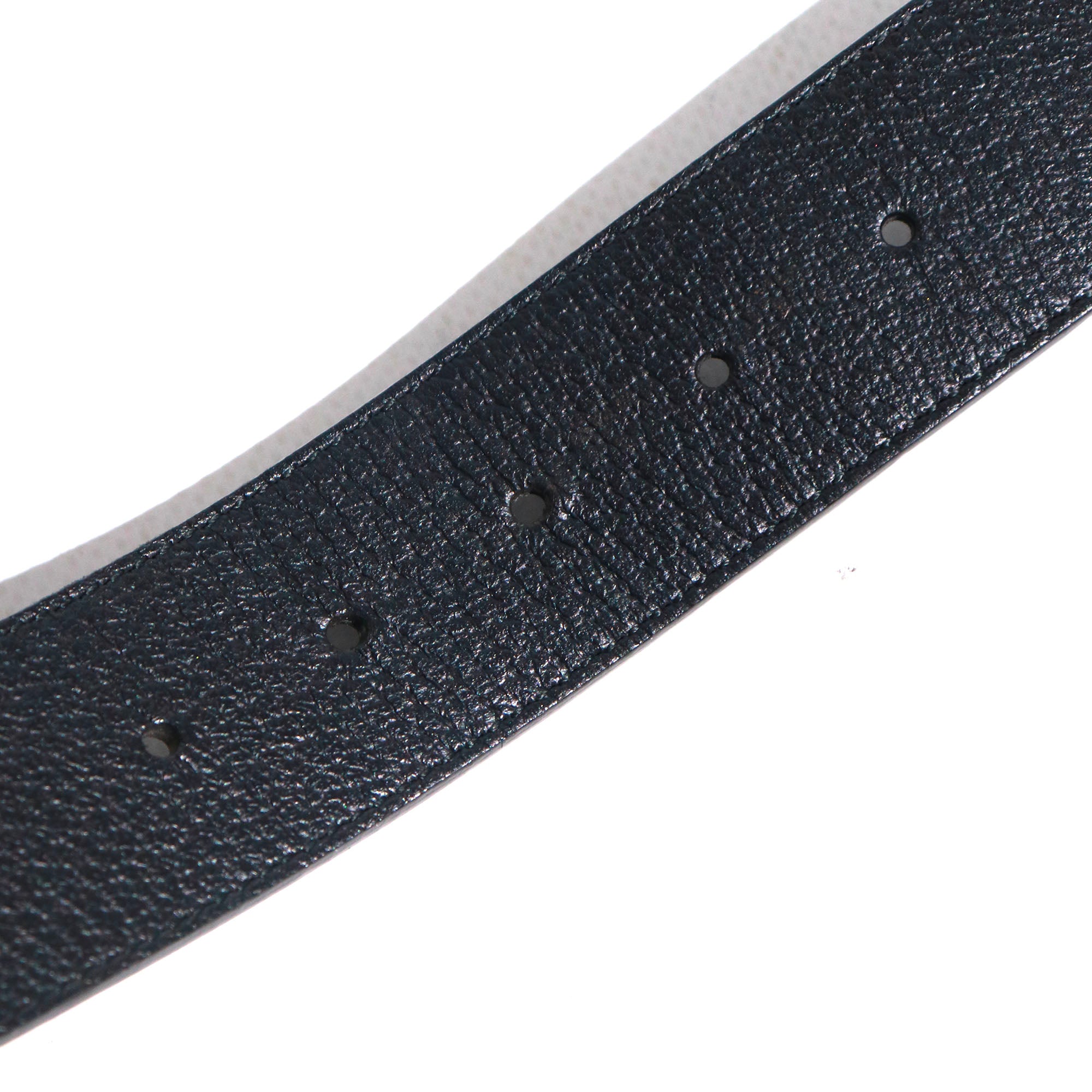 GUCCI - Gucci GG Buckle Marmont belt in black grained leather (T85)
