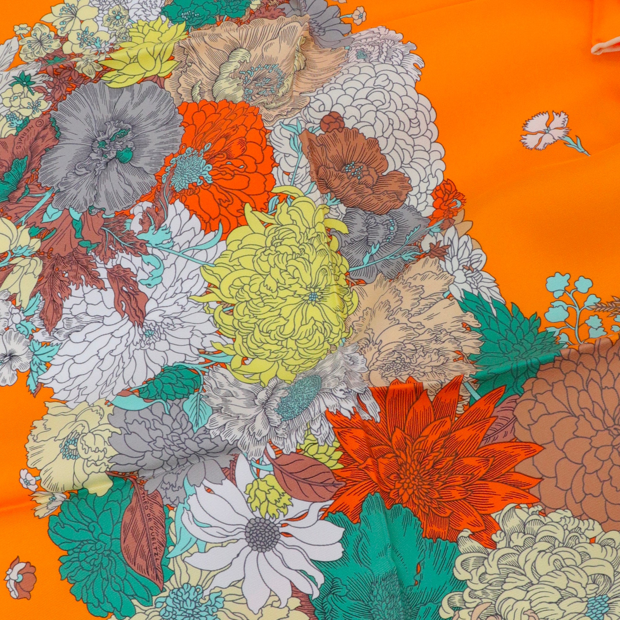 HERMÈS - Carré 90 Robe Légère Hermès en soie multicolore