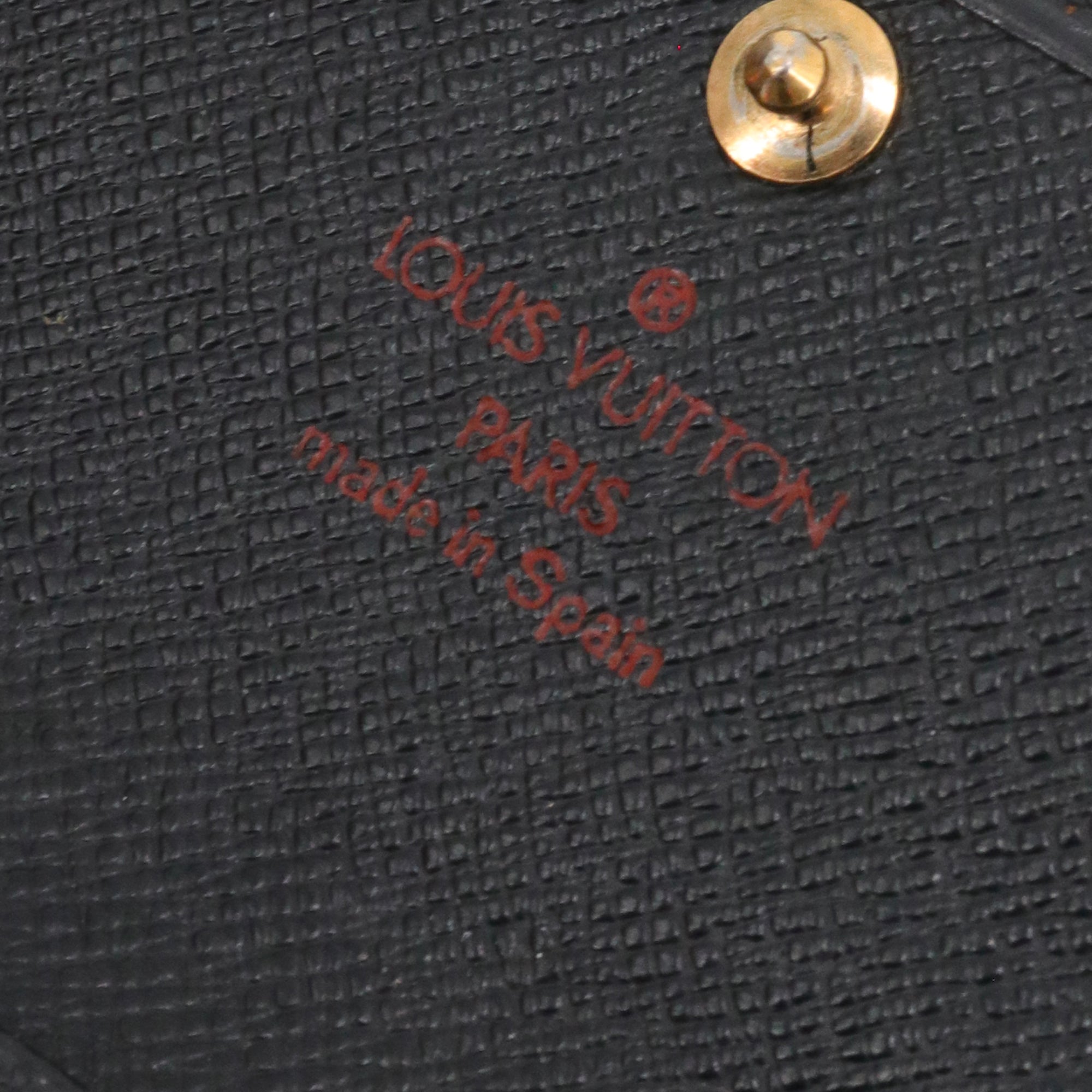 LOUIS VUITTON - Louis Vuitton Multi-Key 4 Pouch in Black Epi Leather