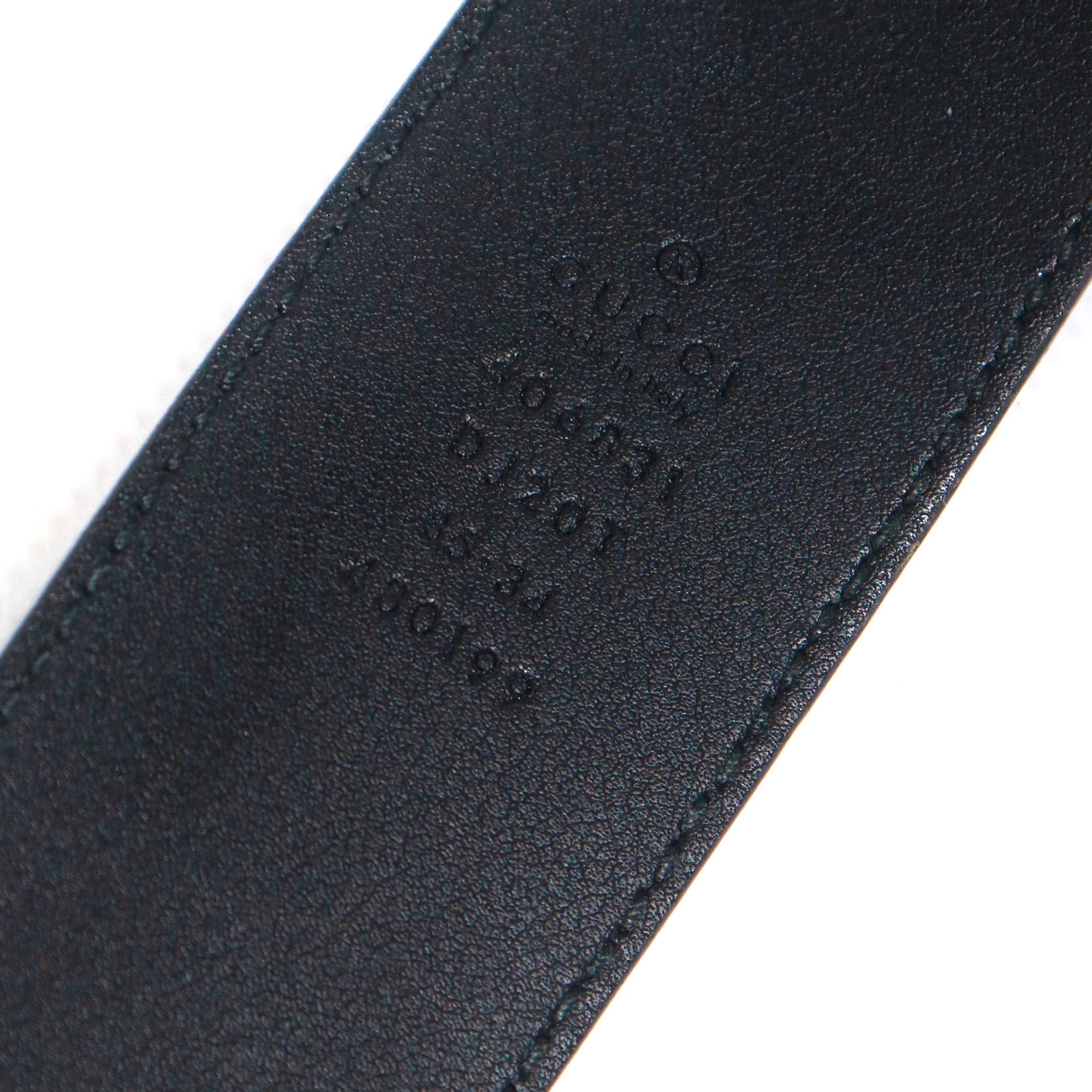 GUCCI - Gucci GG Buckle Marmont belt in black grained leather (T85)