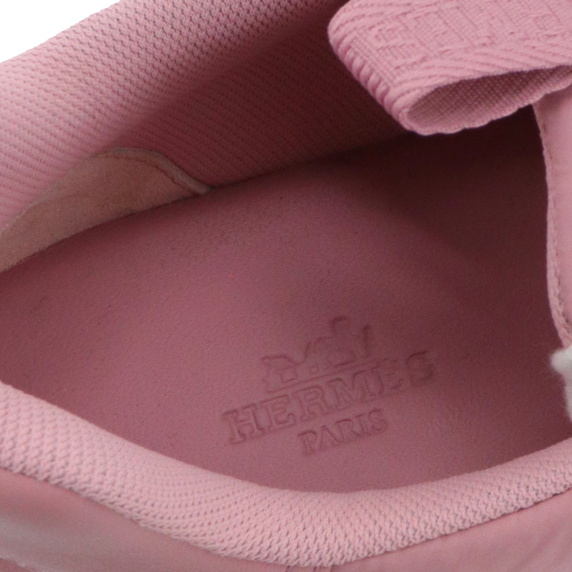 HERMÈS - Sneakers Gramme Hermès en cuir rose (T39)
