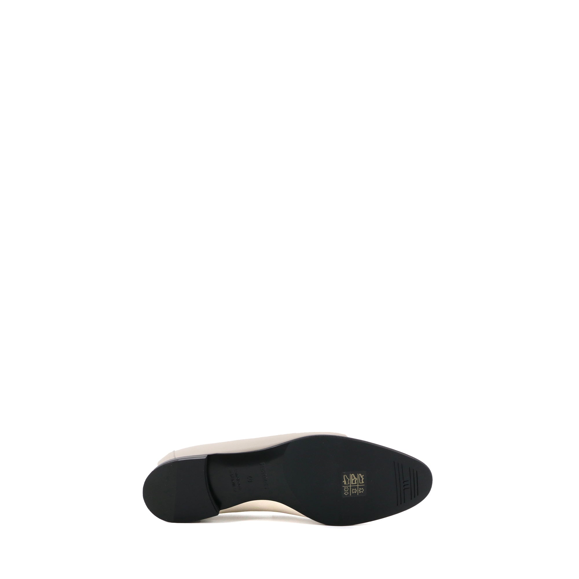 HERMÈS - Paris Hermès loafers in beige goat leather (T40)