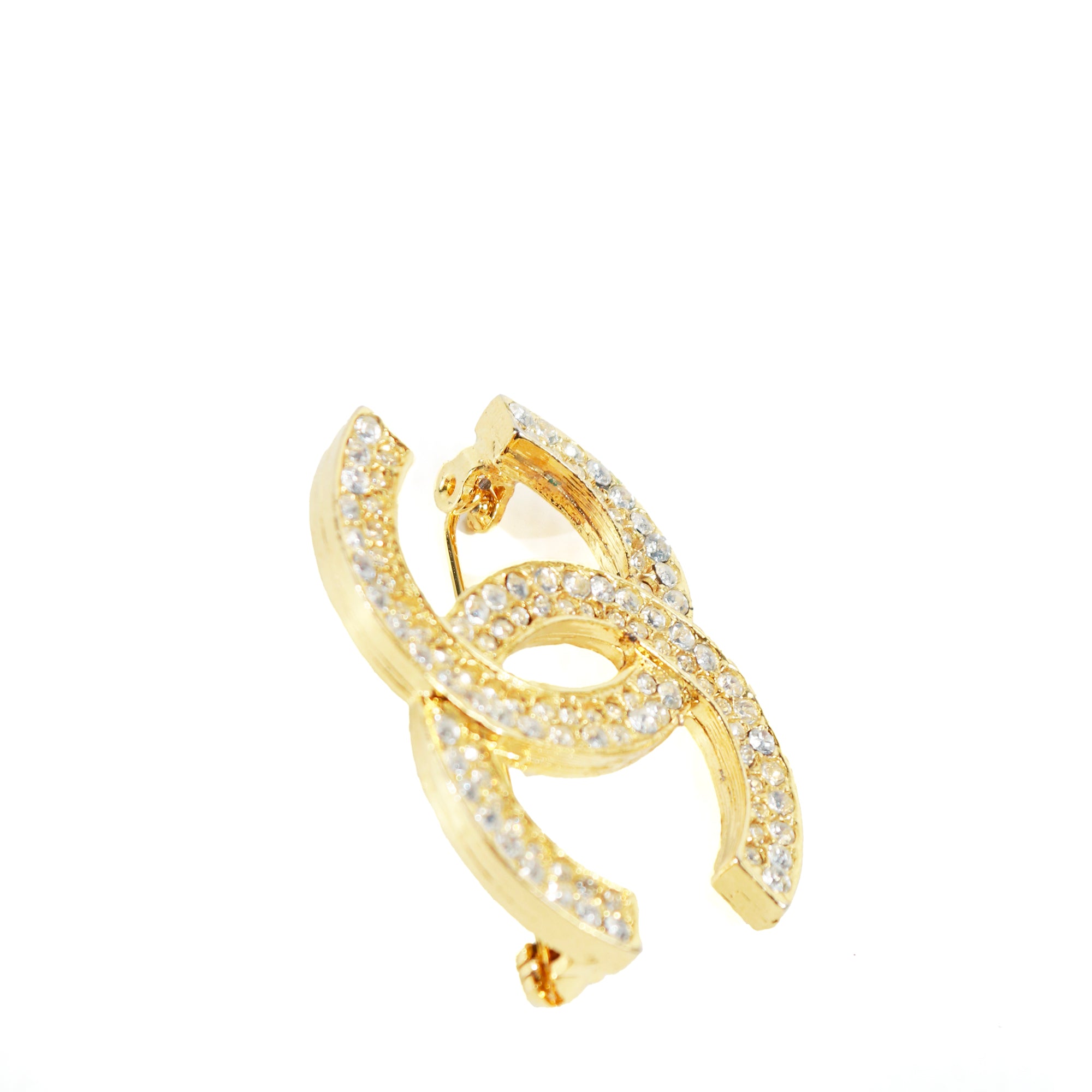 CHANEL - CC brooch in gold metal and vintage rhinestones