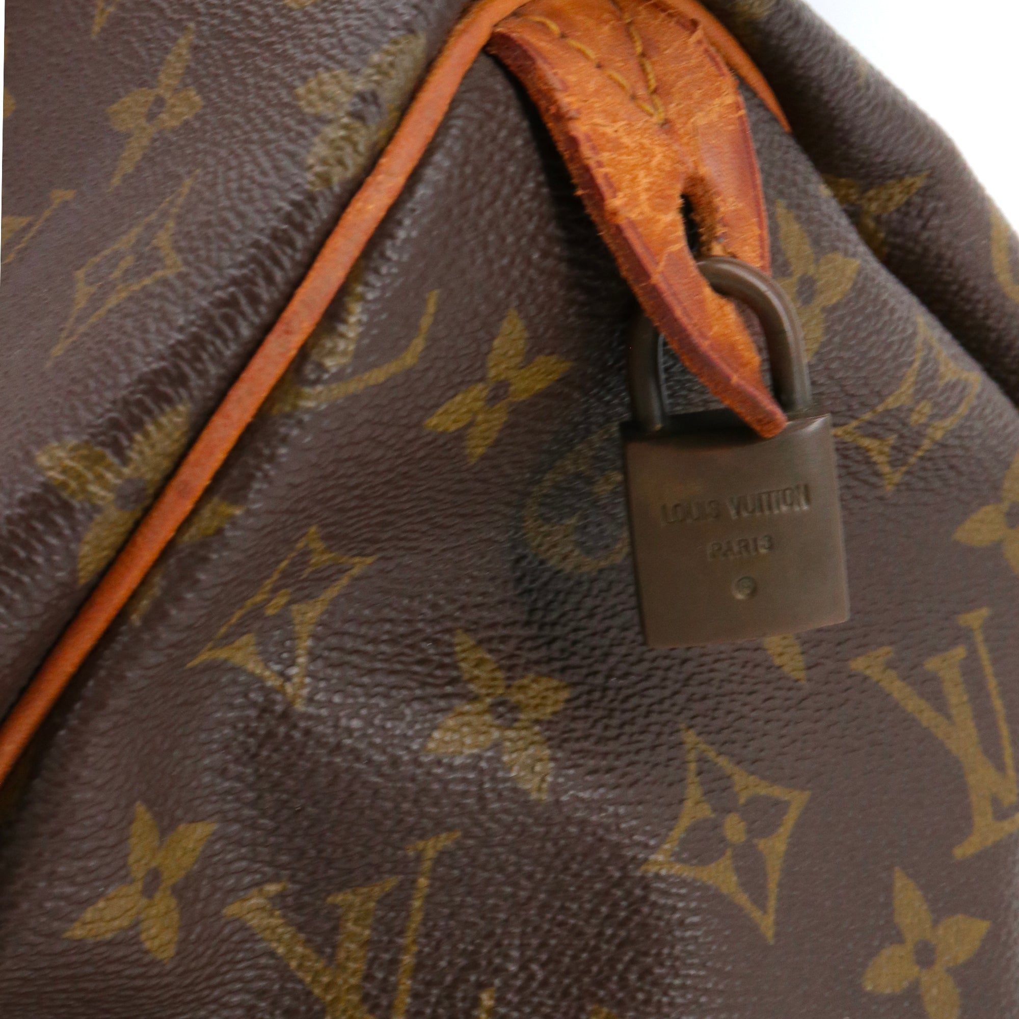 LOUIS VUITTON - Sac à main Speedy 35 Louis Vuitton en toile monogrammée vintage