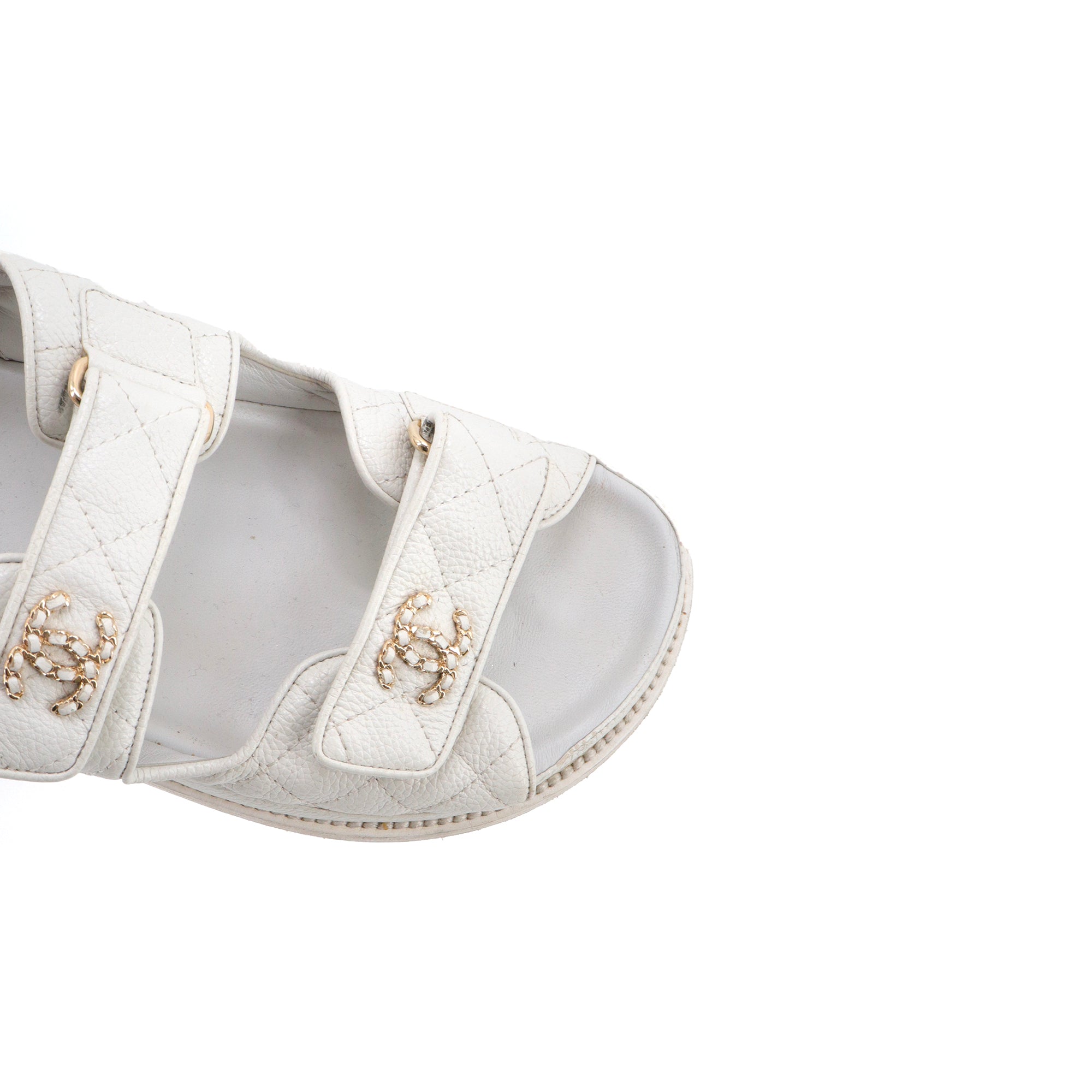 CHANEL - Sandales Dad Shoes Chanel en cuir matelassé blanc (T37,5)