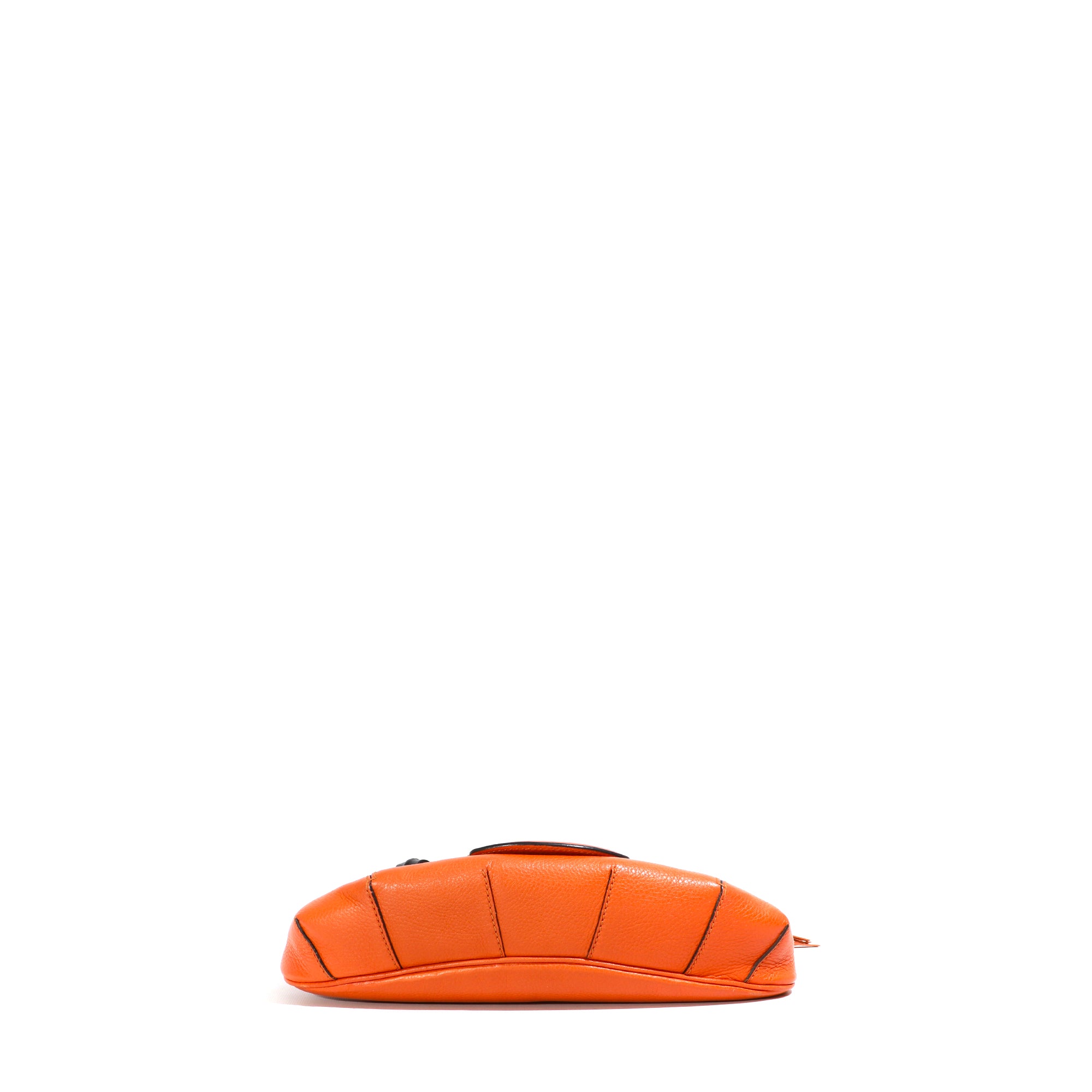 GUCCI - Bamboo shoulder bag in orange grained leather