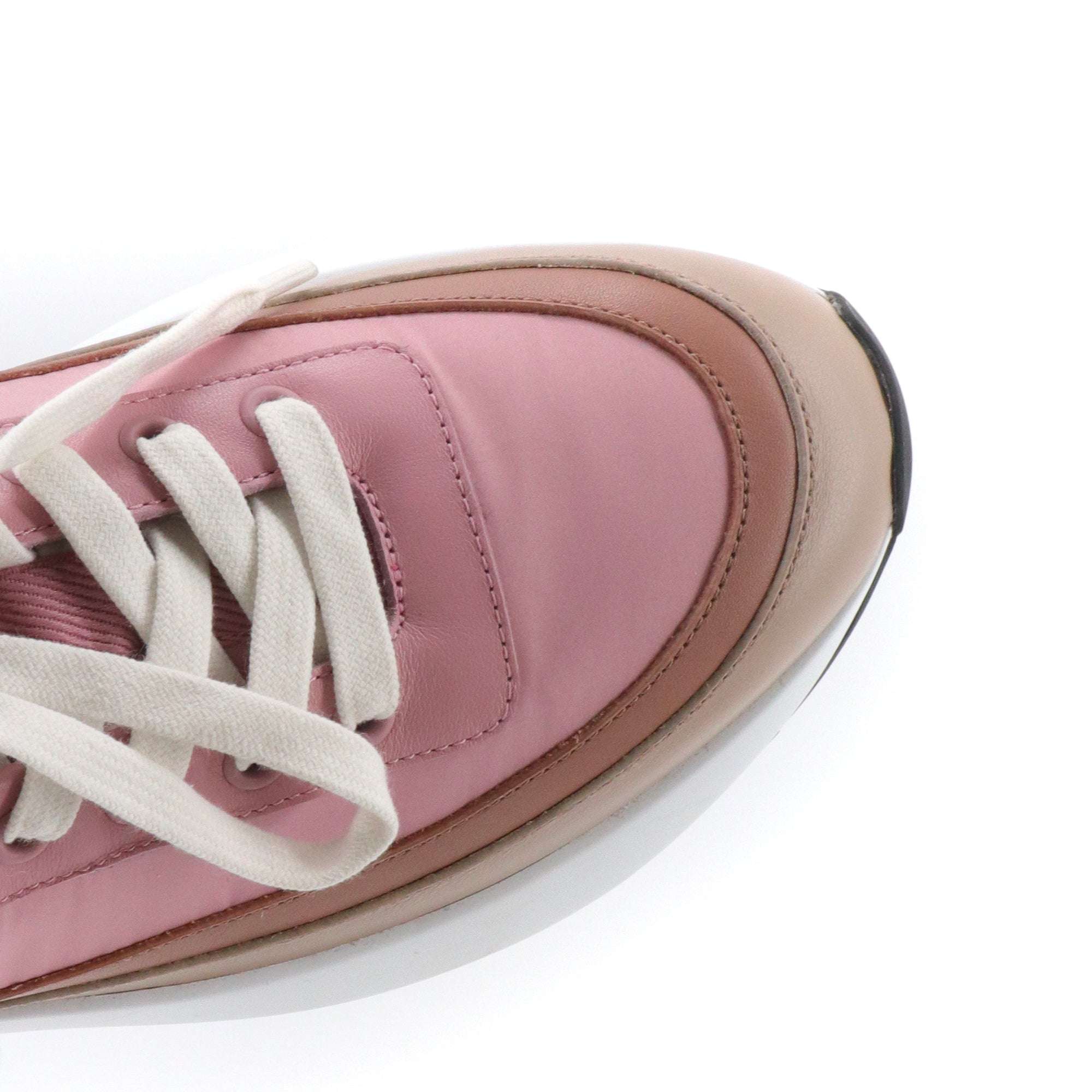 HERMÈS - Sneakers Gramme Hermès en cuir rose (T39)