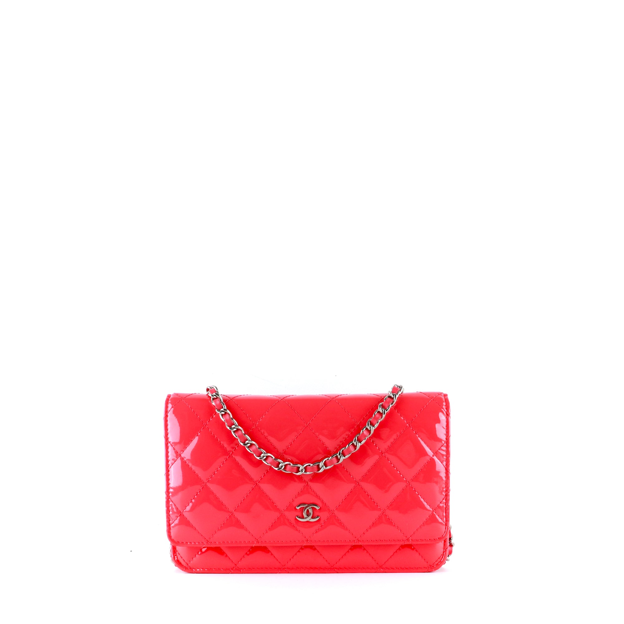 CHANEL - Timeless Wallet On Chain bag in bright pink patent leather