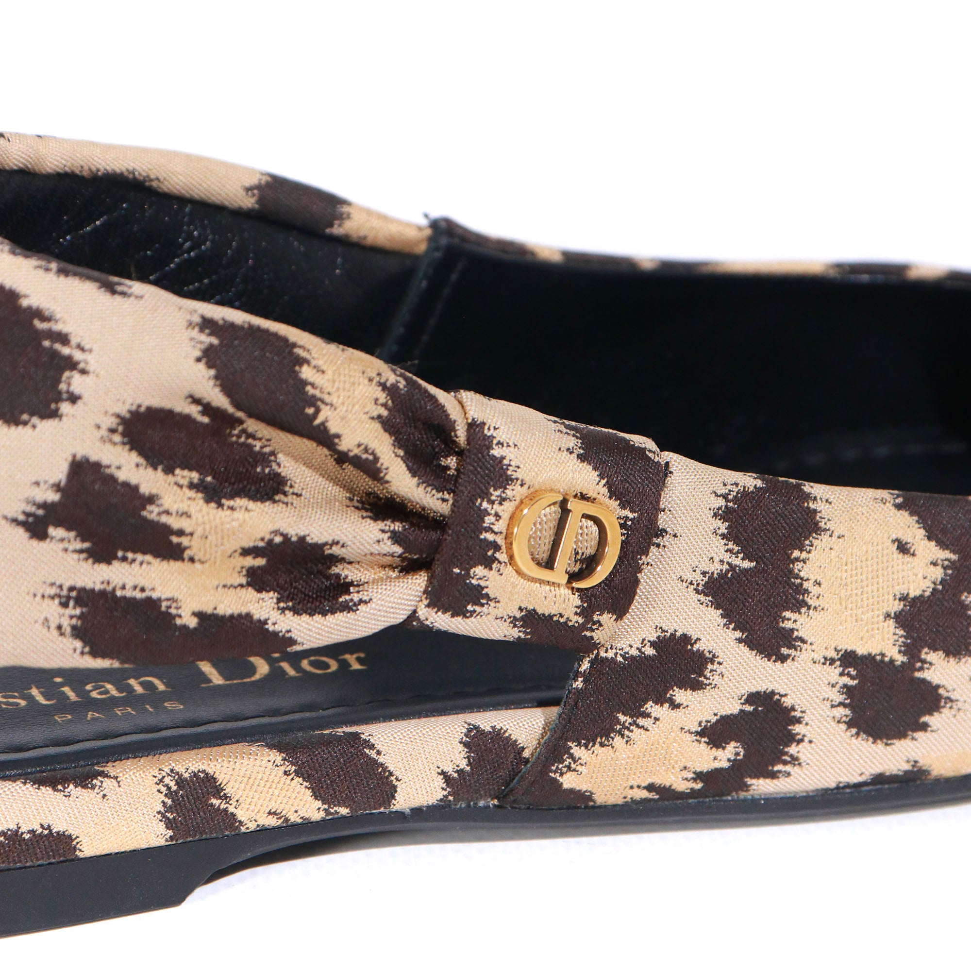 DIOR - Mizza Dior flat sandals in leopard canvas (T36.5)