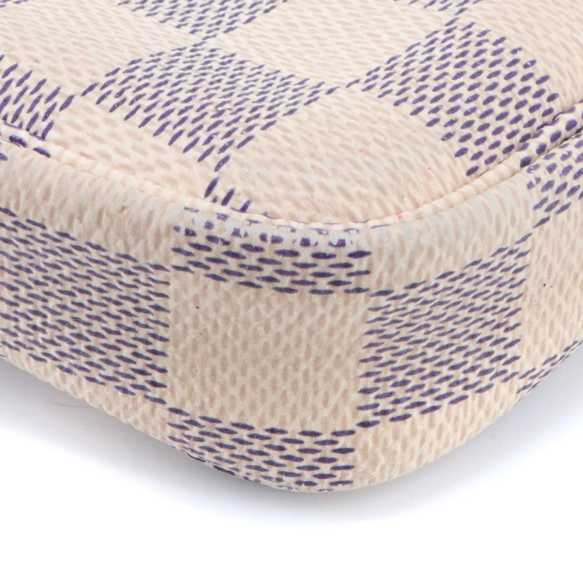 LOUIS VUITTON - Mini Louis Vuitton Accessory Pouch in Damier Azur canvas