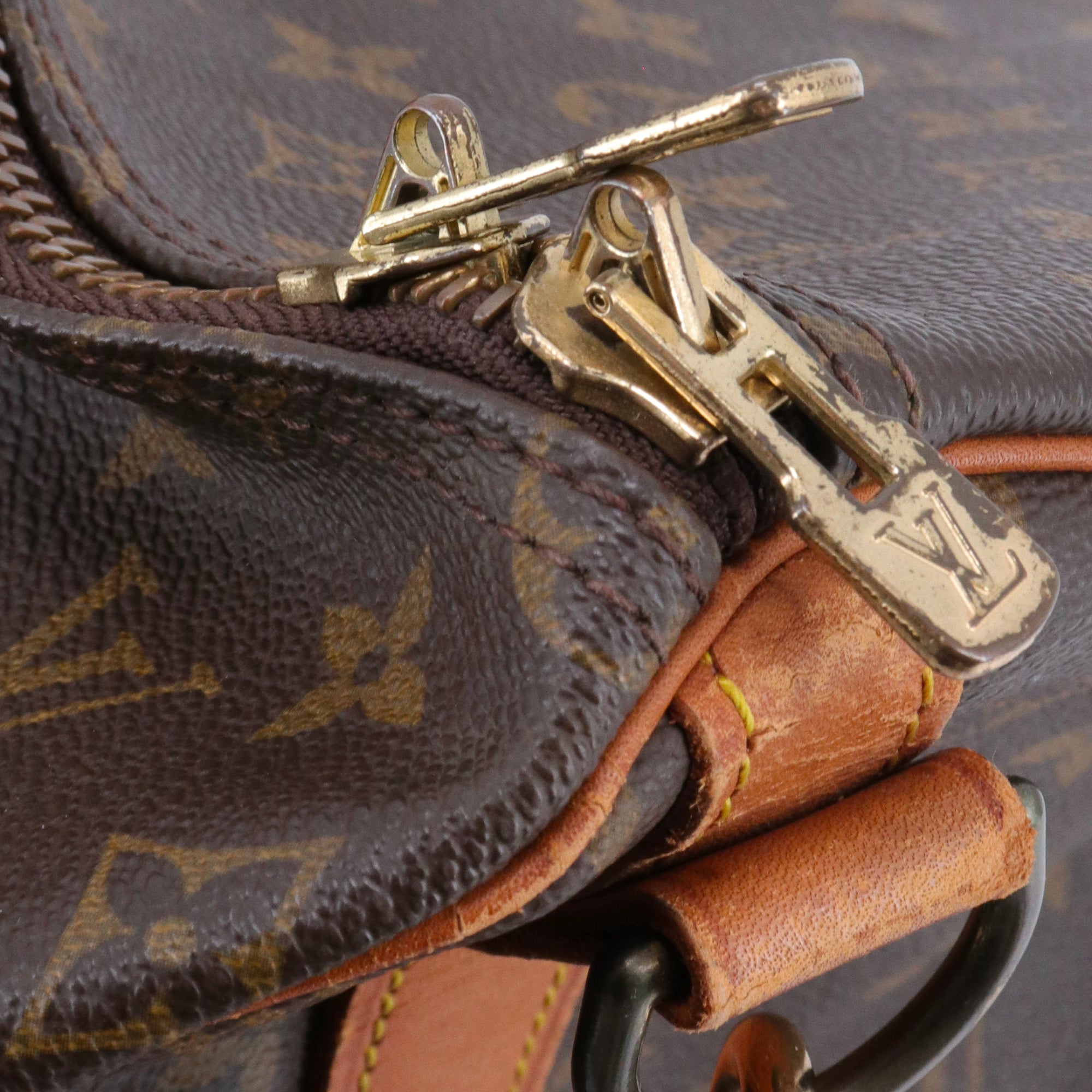 LOUIS VUITTON - Sac de voyage Keepall 55 Louis Vuitton en toile monogrammée vintage