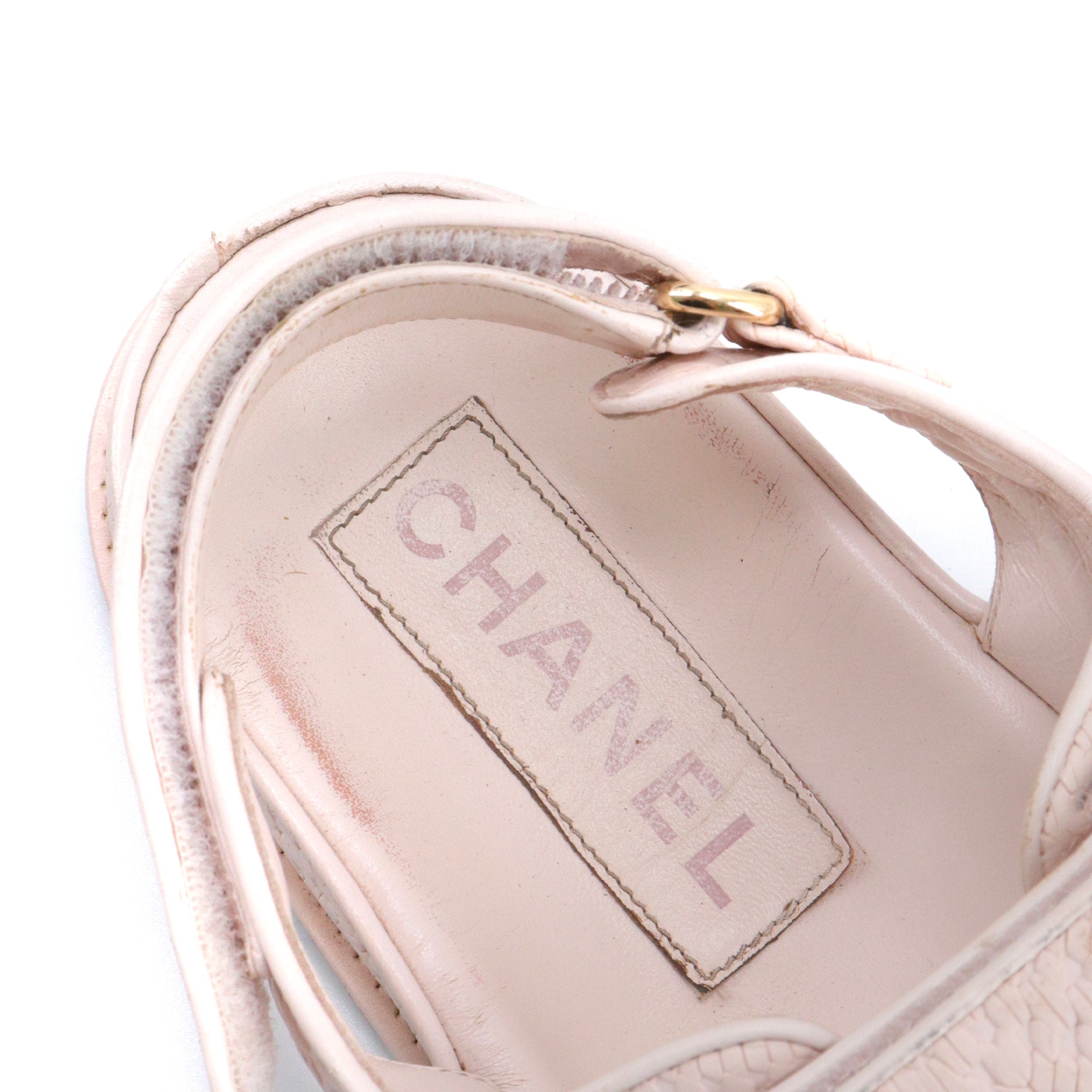 CHANEL - Sandales Dad Shoes Chanel en cuir rose (T38)