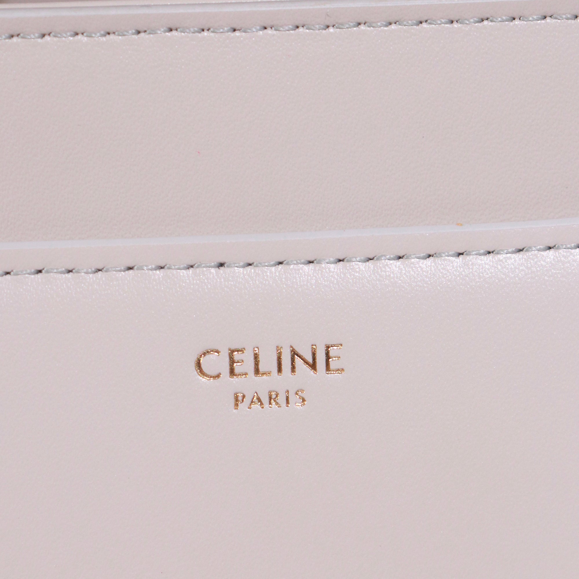 CELINE - Sac à main 16 petite taille en cuir lisse gris