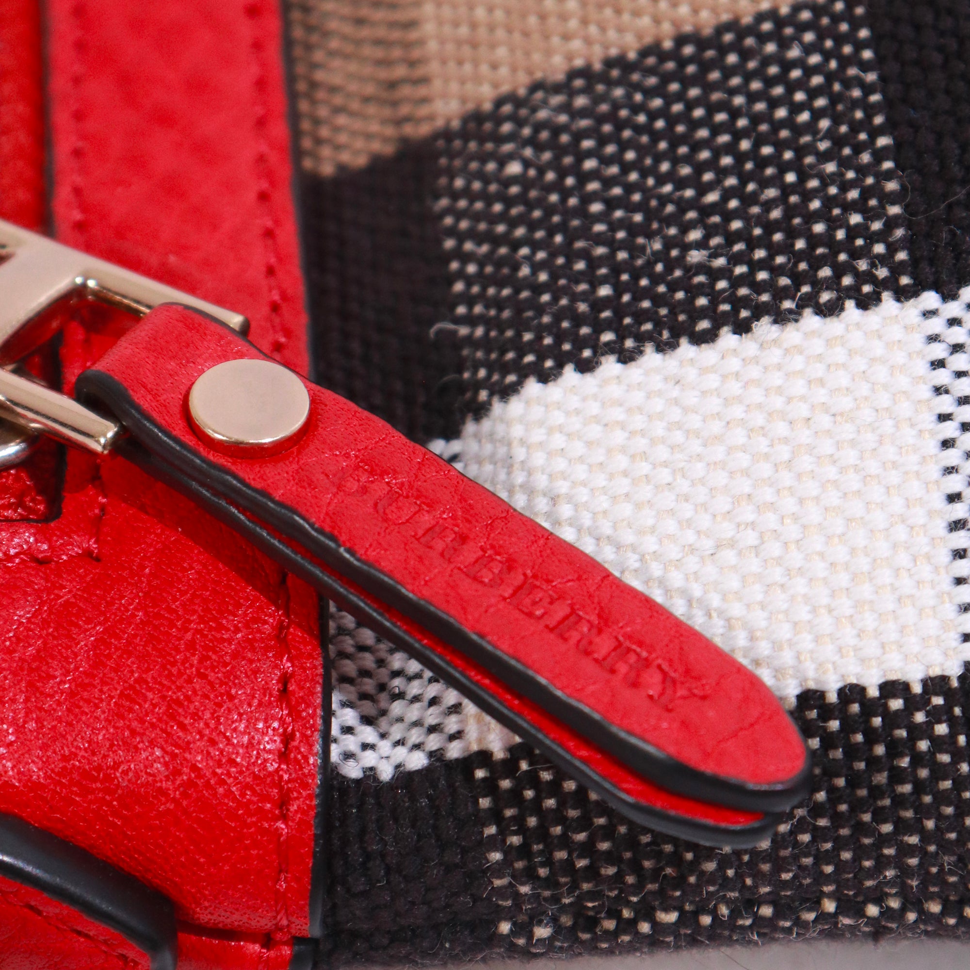 BURBERRY - Farley shoulder bag in red canvas and leather 