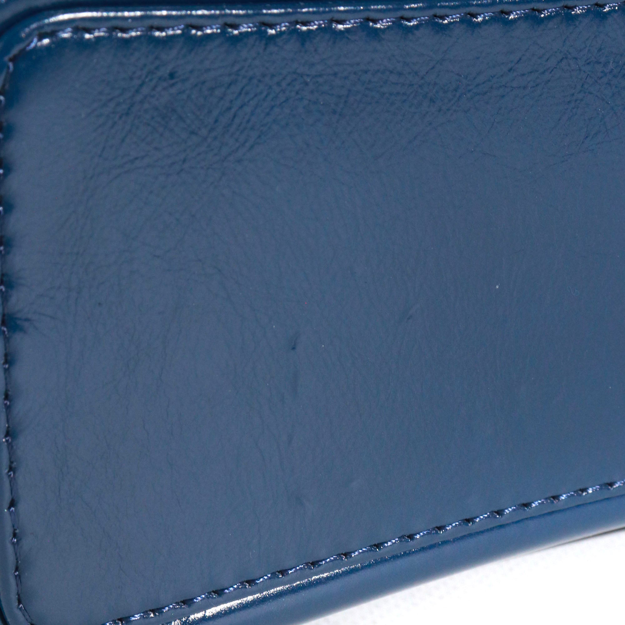 CHANEL - Sac à dos Gabrielle Chanel en tweed bleu marine