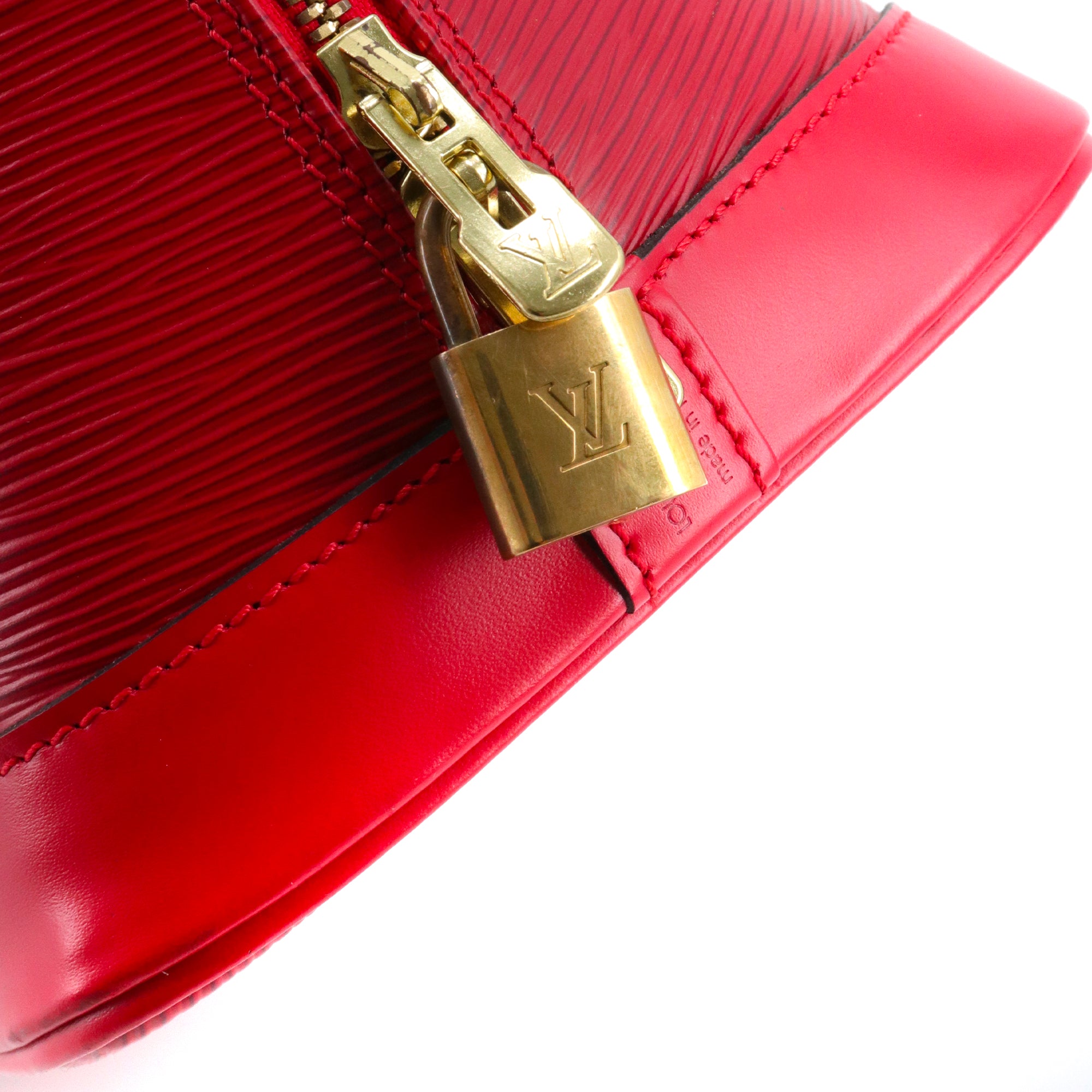 LOUIS VUITTON - Sac à main Alma PM Louis Vuitton en cuir épi rouge vintage