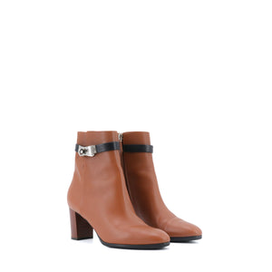 HERMÈS - Bottines Saint Germain Hermès en cuir marron (T39)