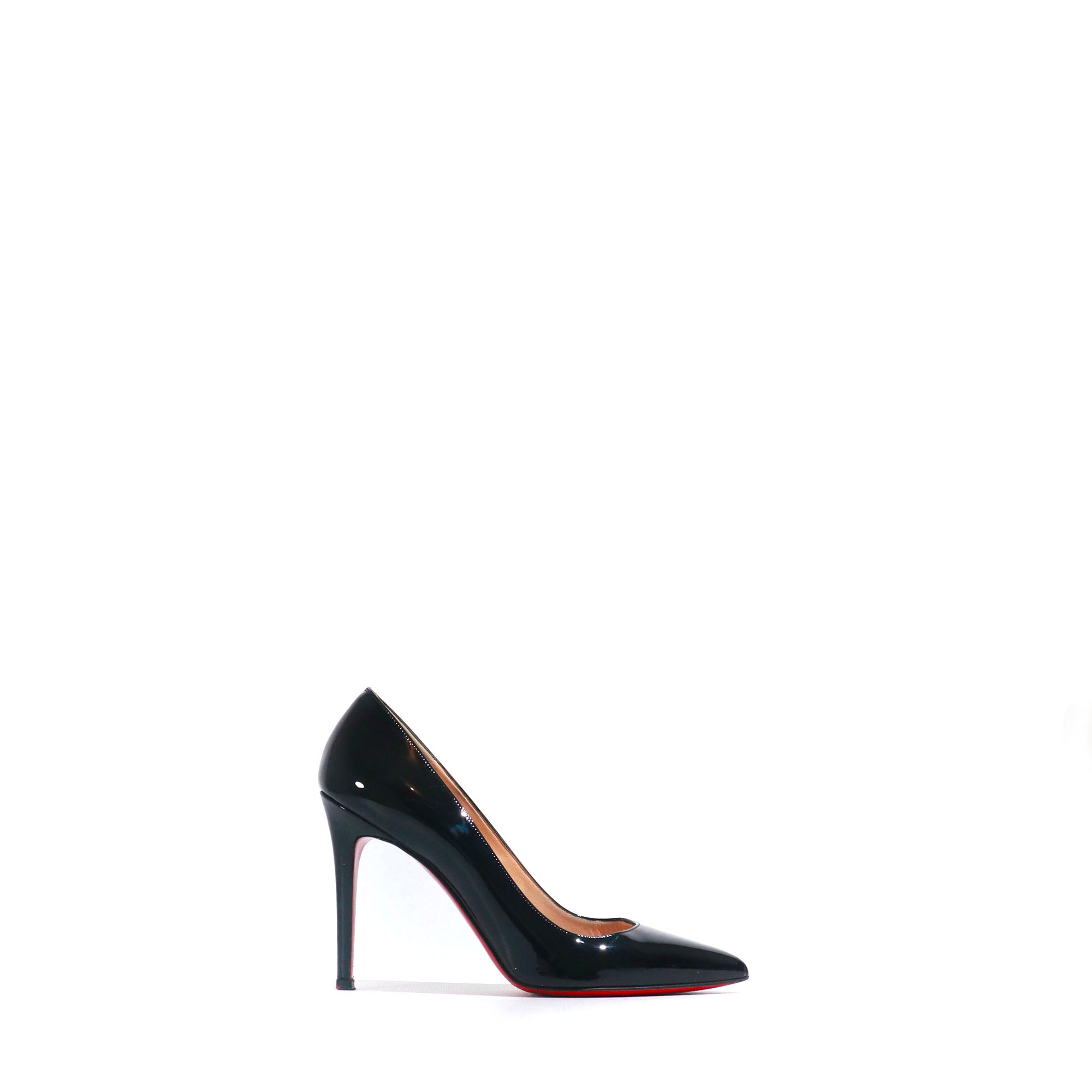 LOUBOUTIN - Pigalle pumps in black patent leather (T39)