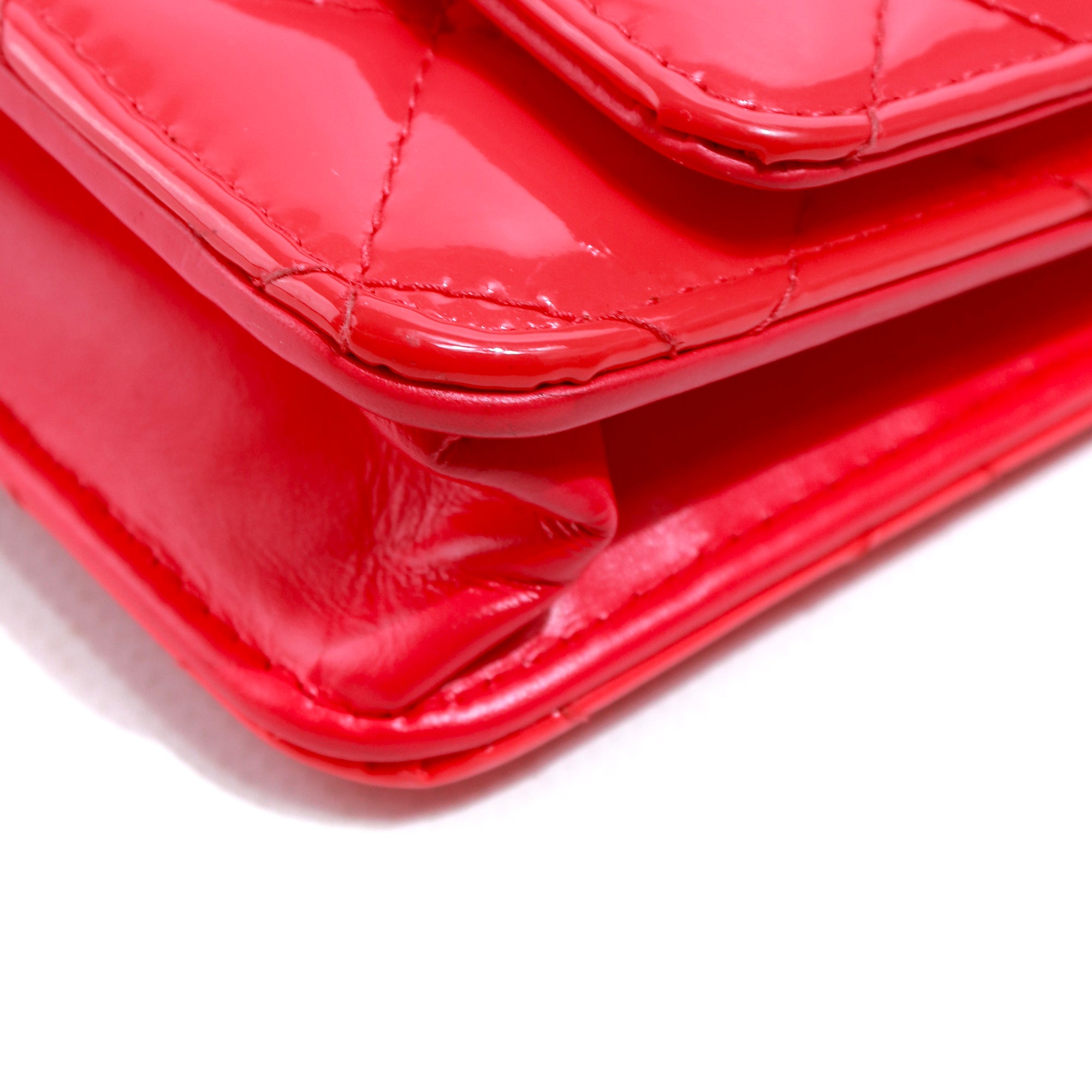 CHANEL - Timeless Wallet On Chain bag in bright pink patent leather