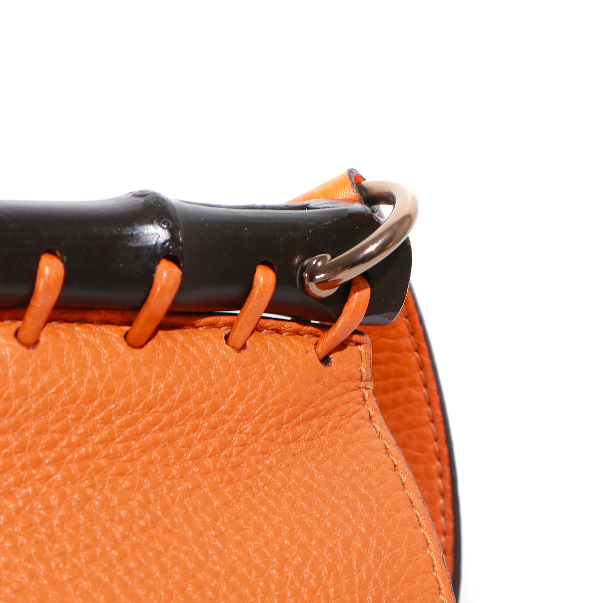 GUCCI - Bamboo shoulder bag in orange grained leather