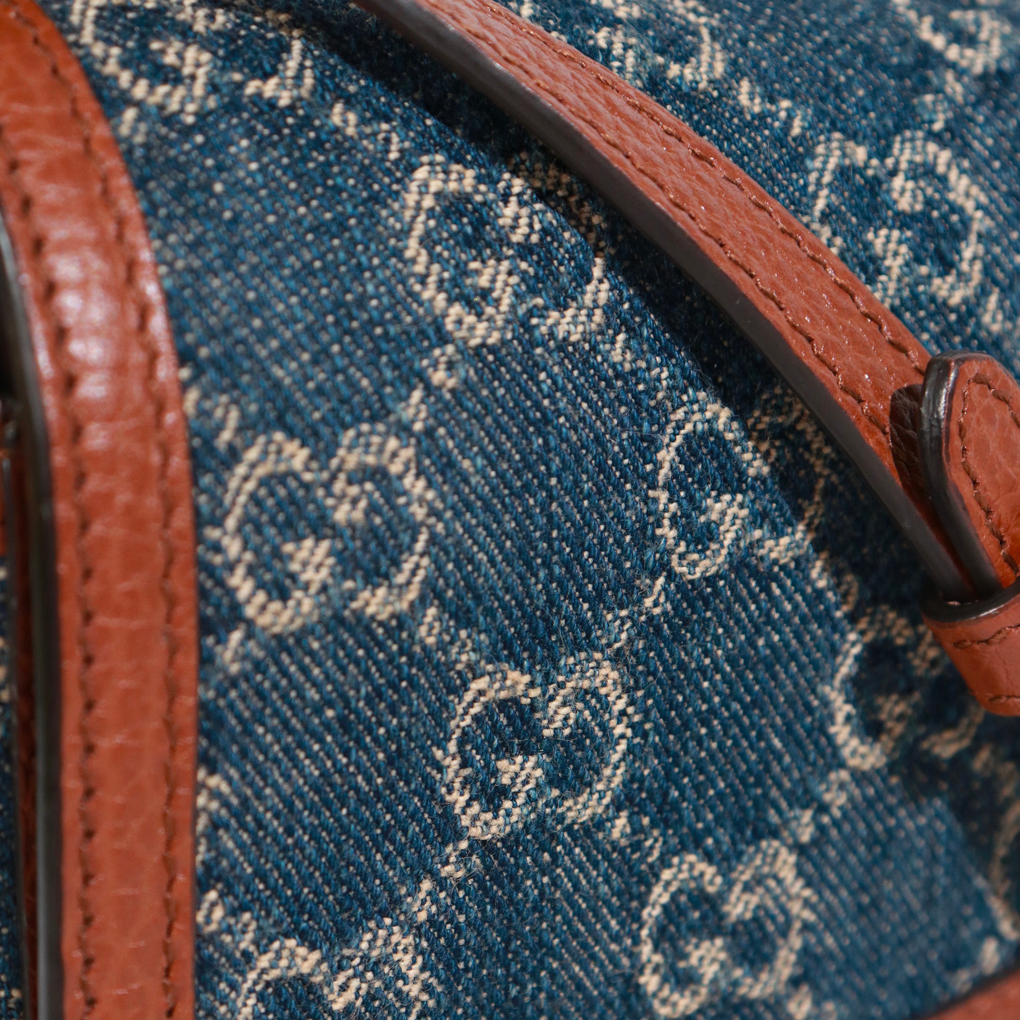 GUCCI - 1955 Mini horsebit detail shoulder bag in denim and brown leather