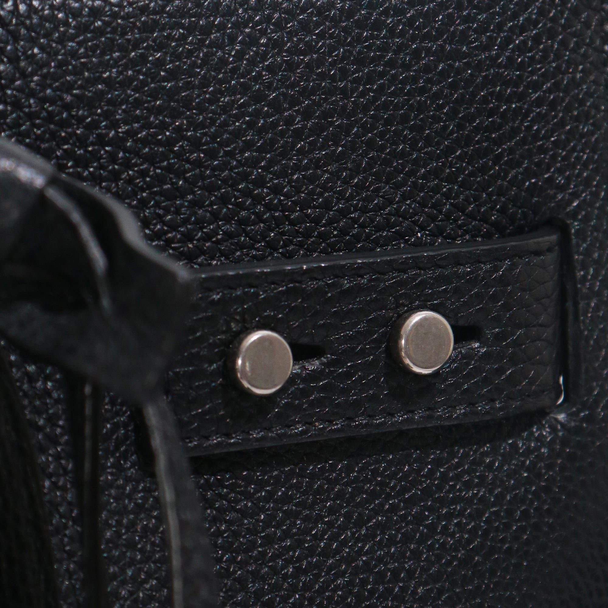 SAINT LAURENT - Small Sac de Jour in black grained leather