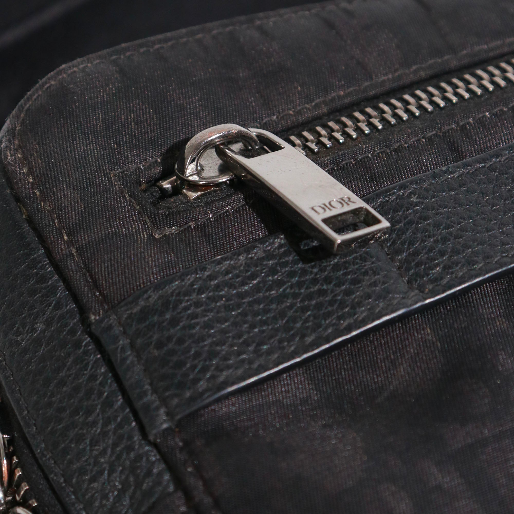 DIOR - Pochette ceinture Dior Oblique Pixel en nylon et cuir