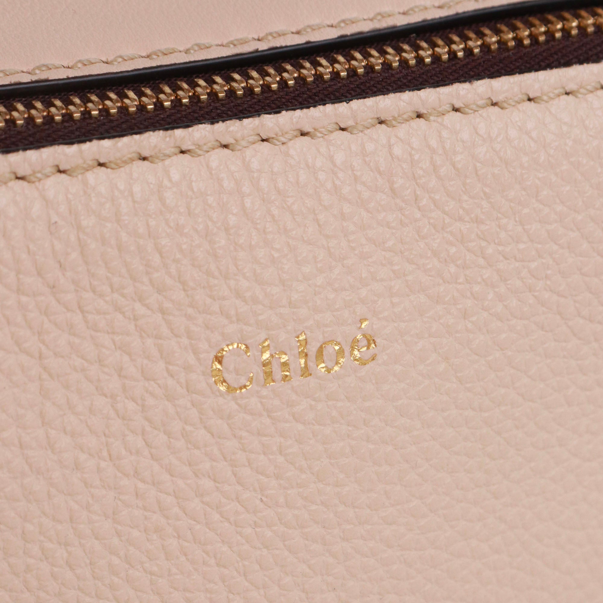 CHLOÉ - Darry shoulder bag in black grained leather