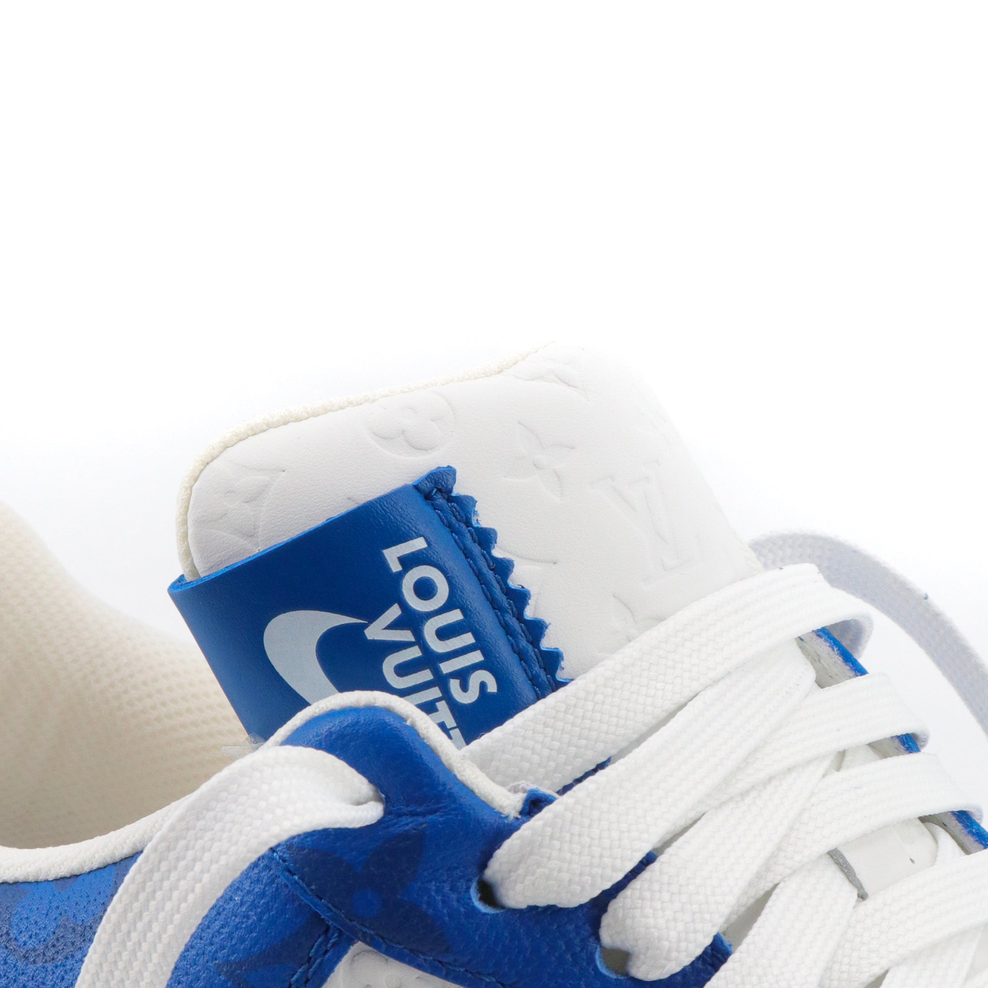 LOUIS VUITTON - Sneakers Air Force One Louis Vuitton x Nike en cuir blanc et bleu (T41)