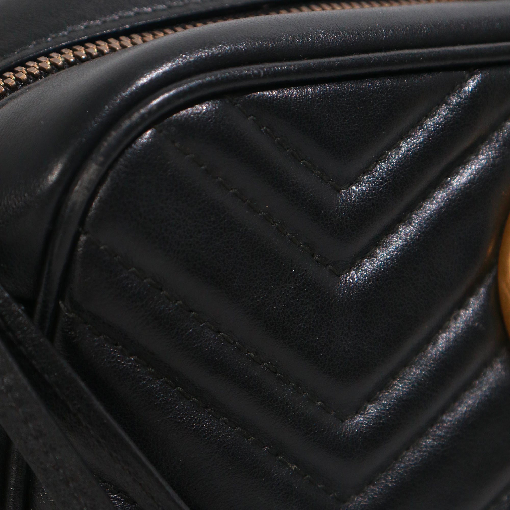 GUCCI - Caméra Marmont Small Size quilted shoulder bag in black leather