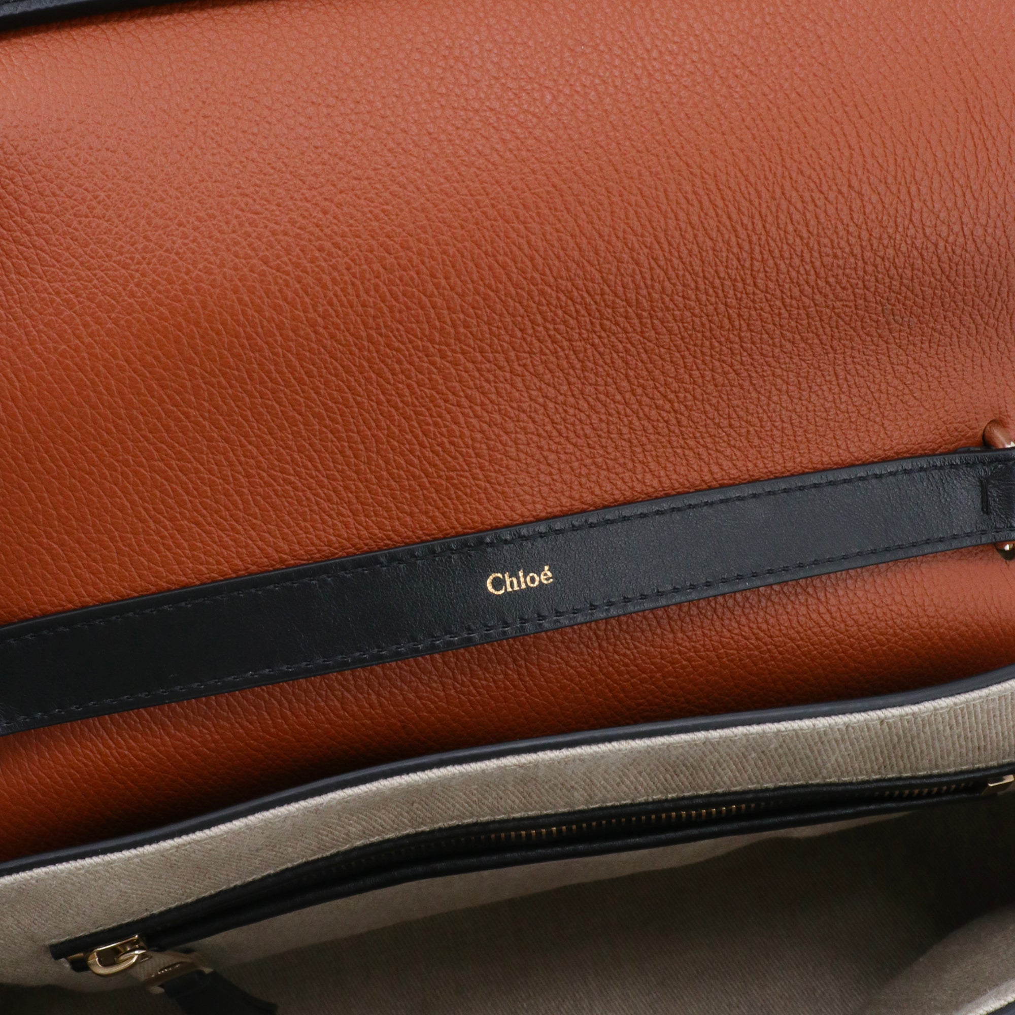 CHLOÉ - Pénélope MM Chloé shoulder bag in black grained leather