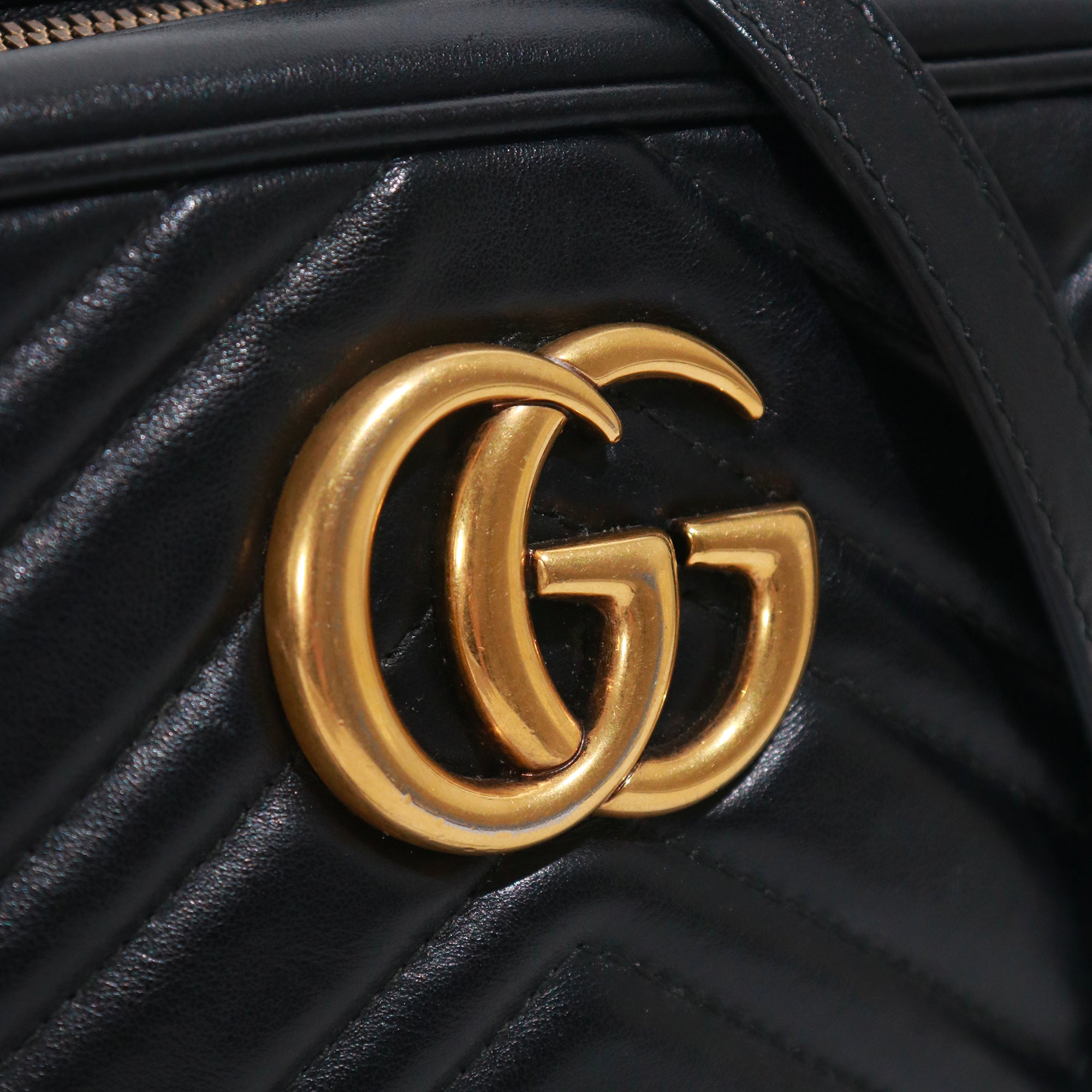 GUCCI - Caméra Marmont Small Size quilted shoulder bag in black leather