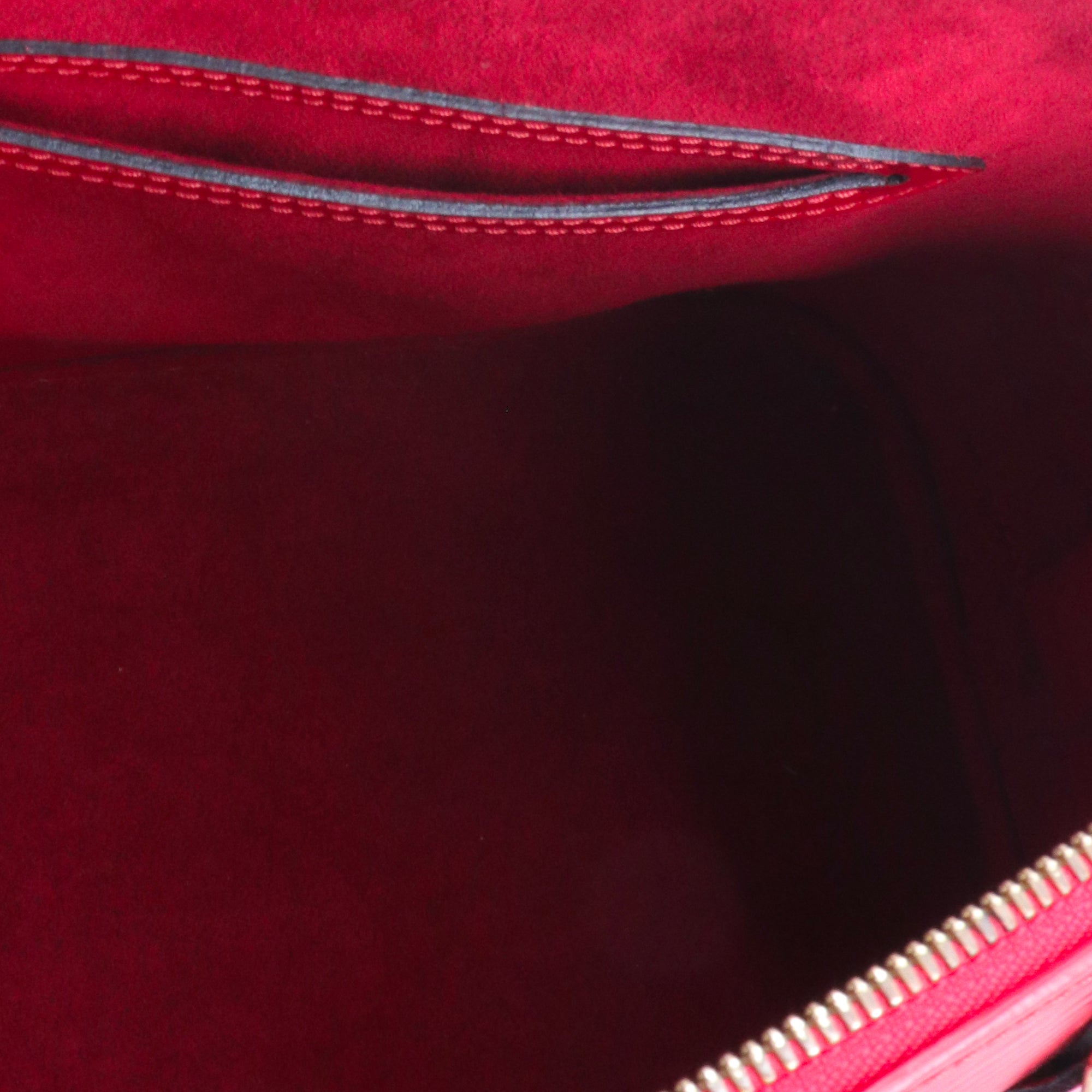 LOUIS VUITTON - Sac à main Alma PM Louis Vuitton en cuir épi rouge vintage