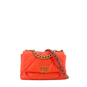 CHANEL - Sac à bandoulière 19 Chanel en cuir orange